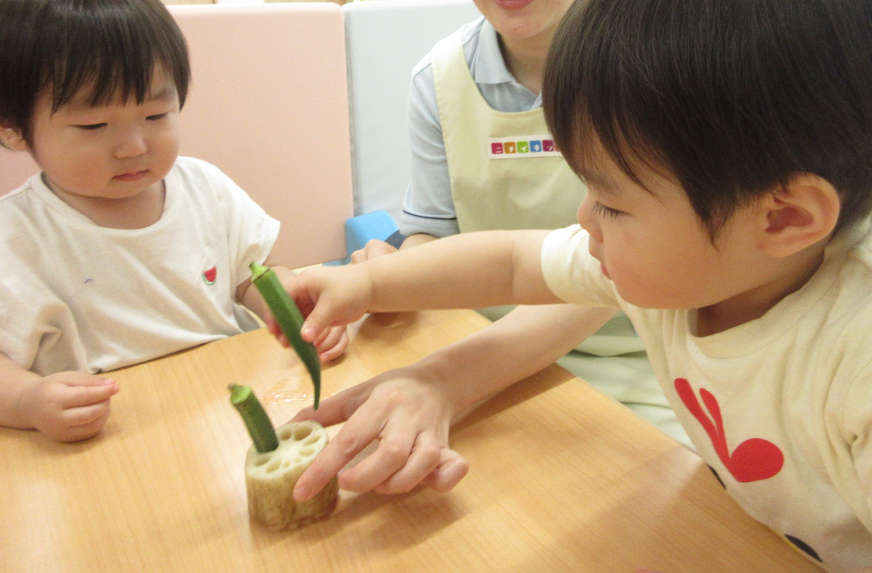 野菜に触ってみたよ♡