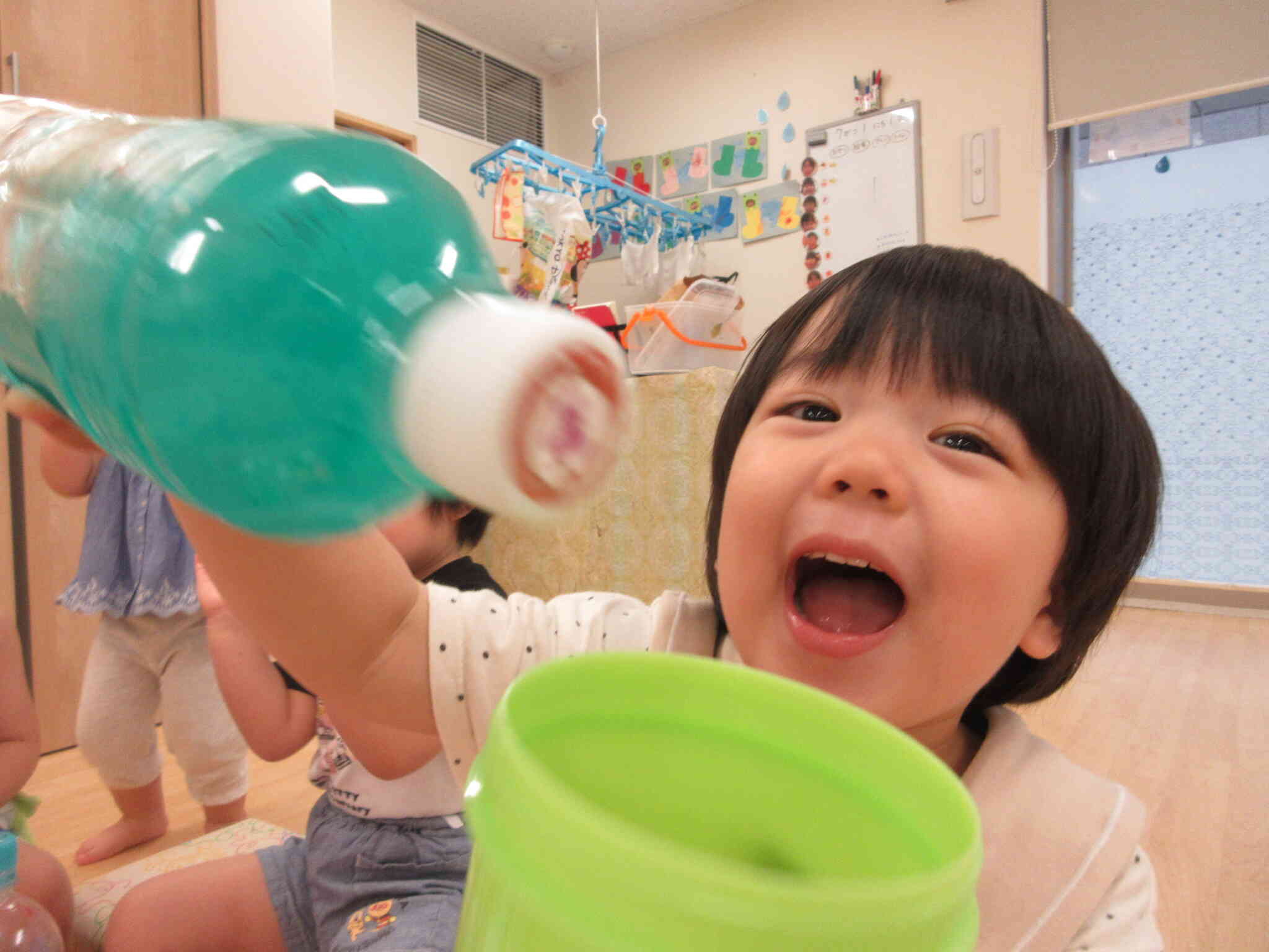 メロンジュースどうぞ！