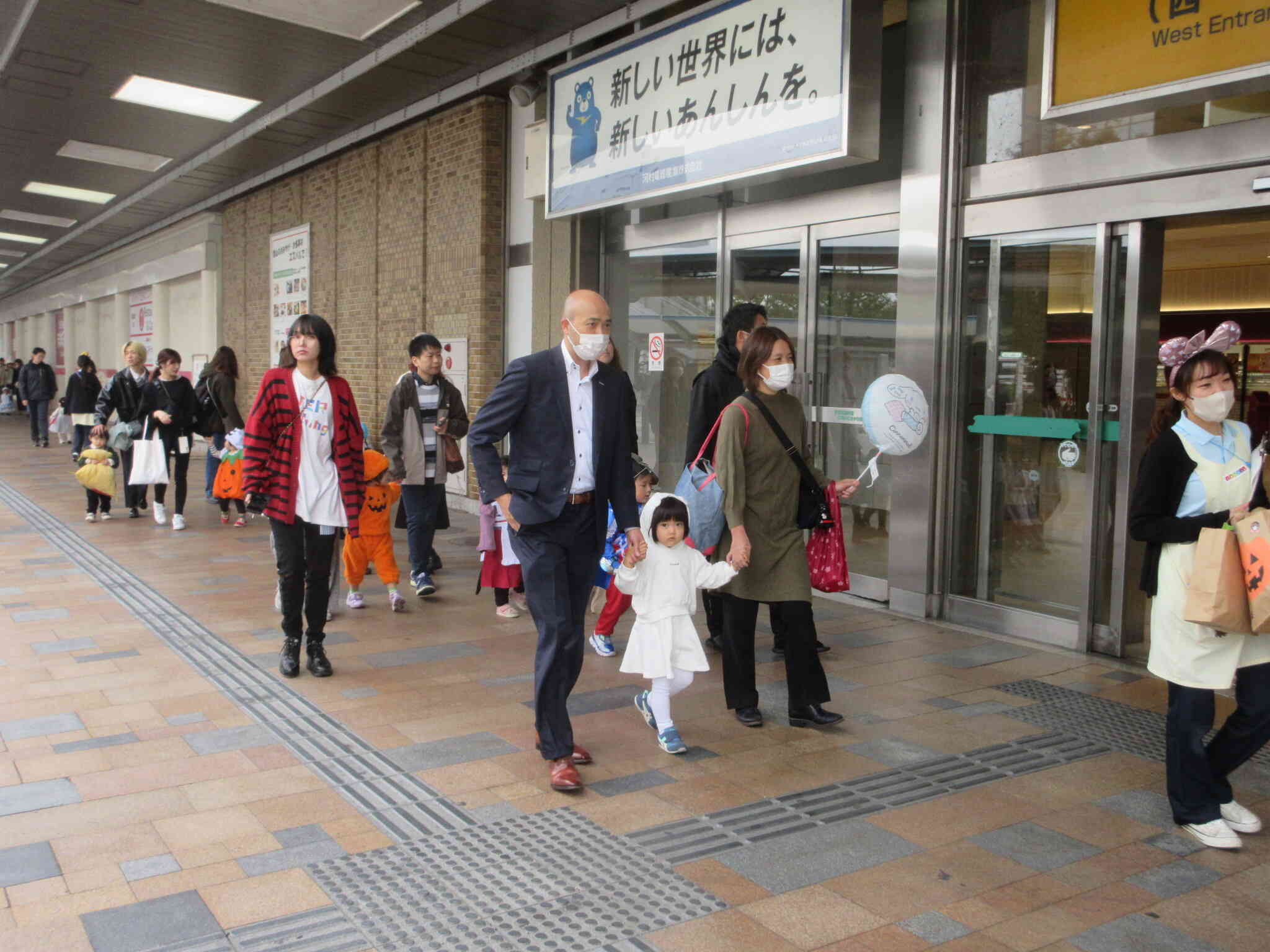 みんなでパレード楽しいな♪