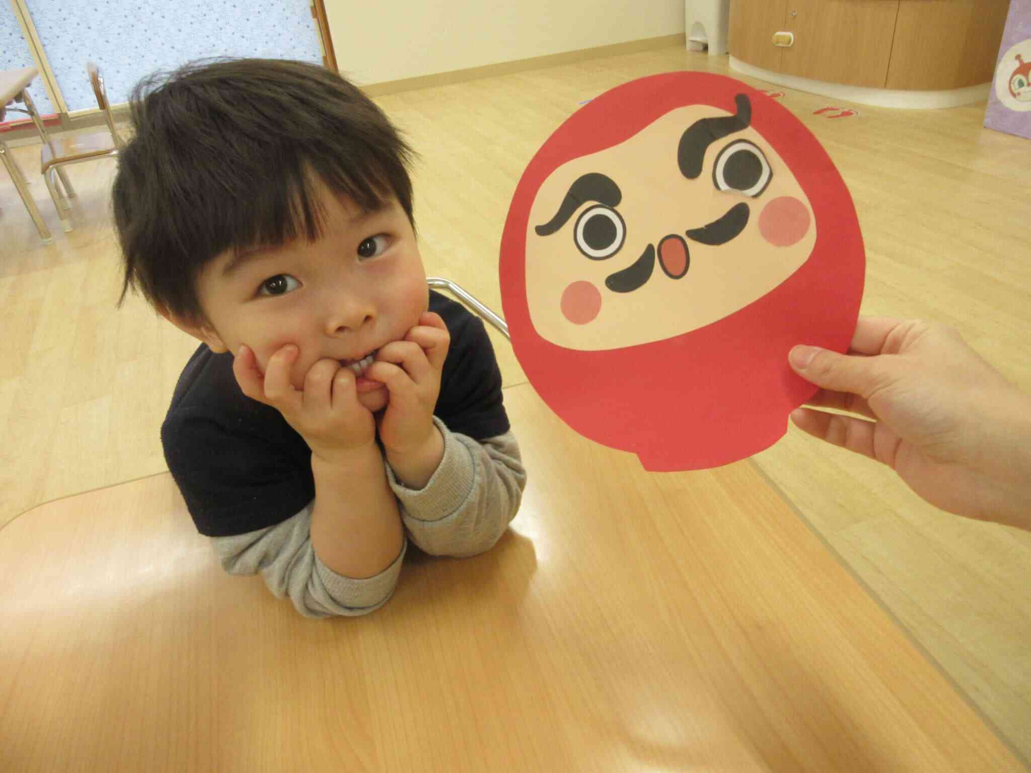 だるまさんの福笑いをしたよ♥