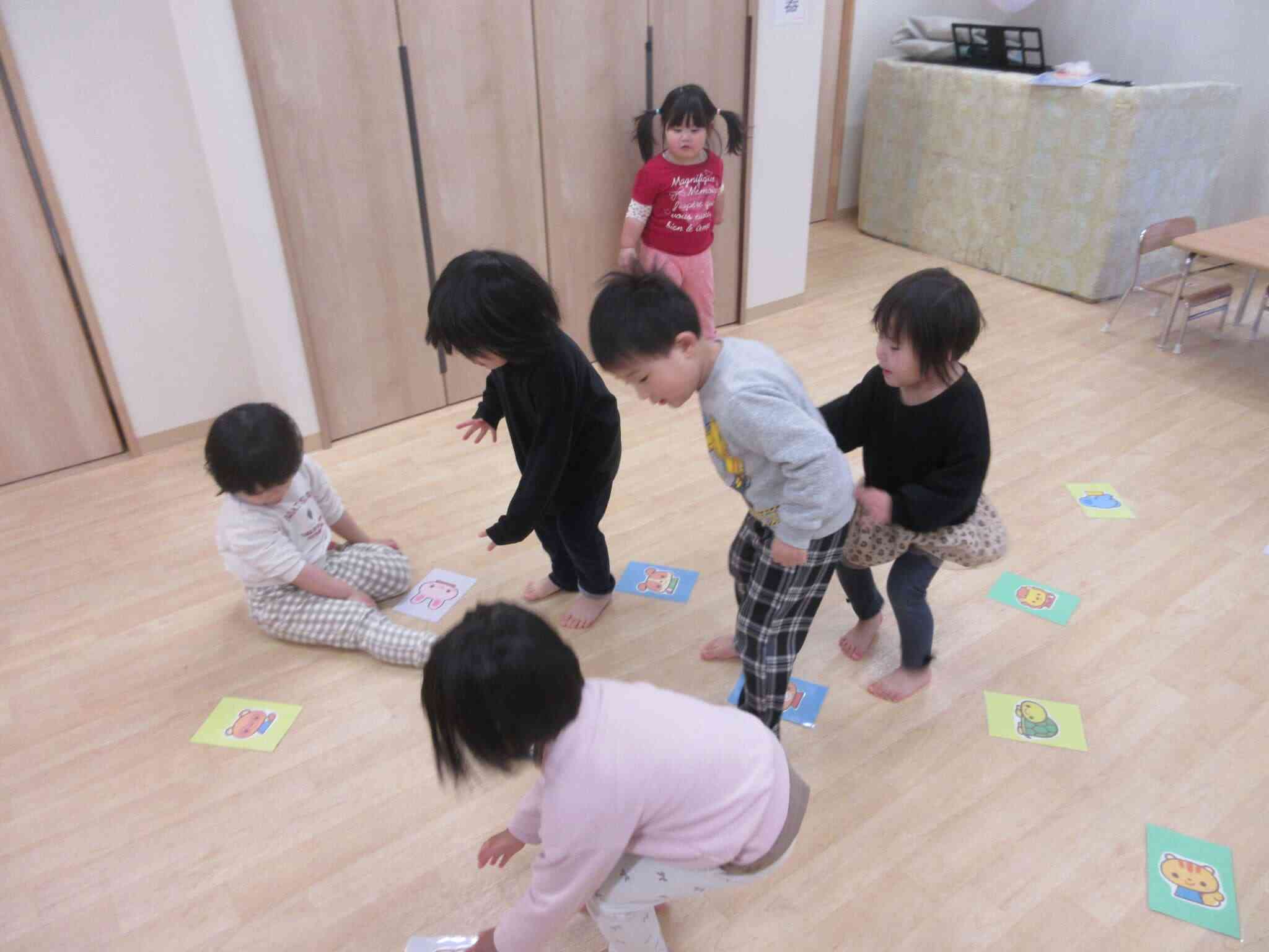 真剣に探しています・・・！