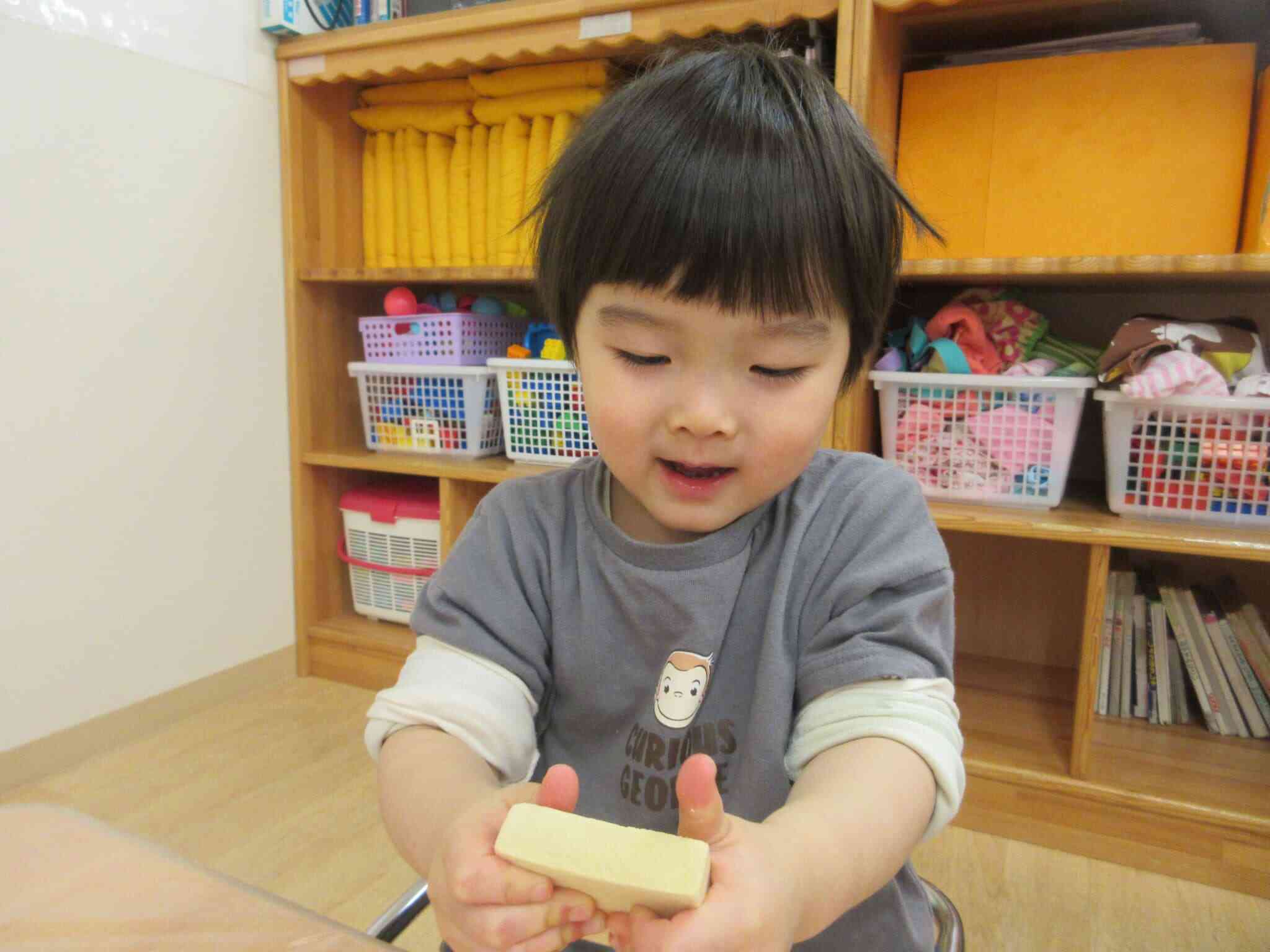 豆腐と高野豆腐は大豆からできているんだって！