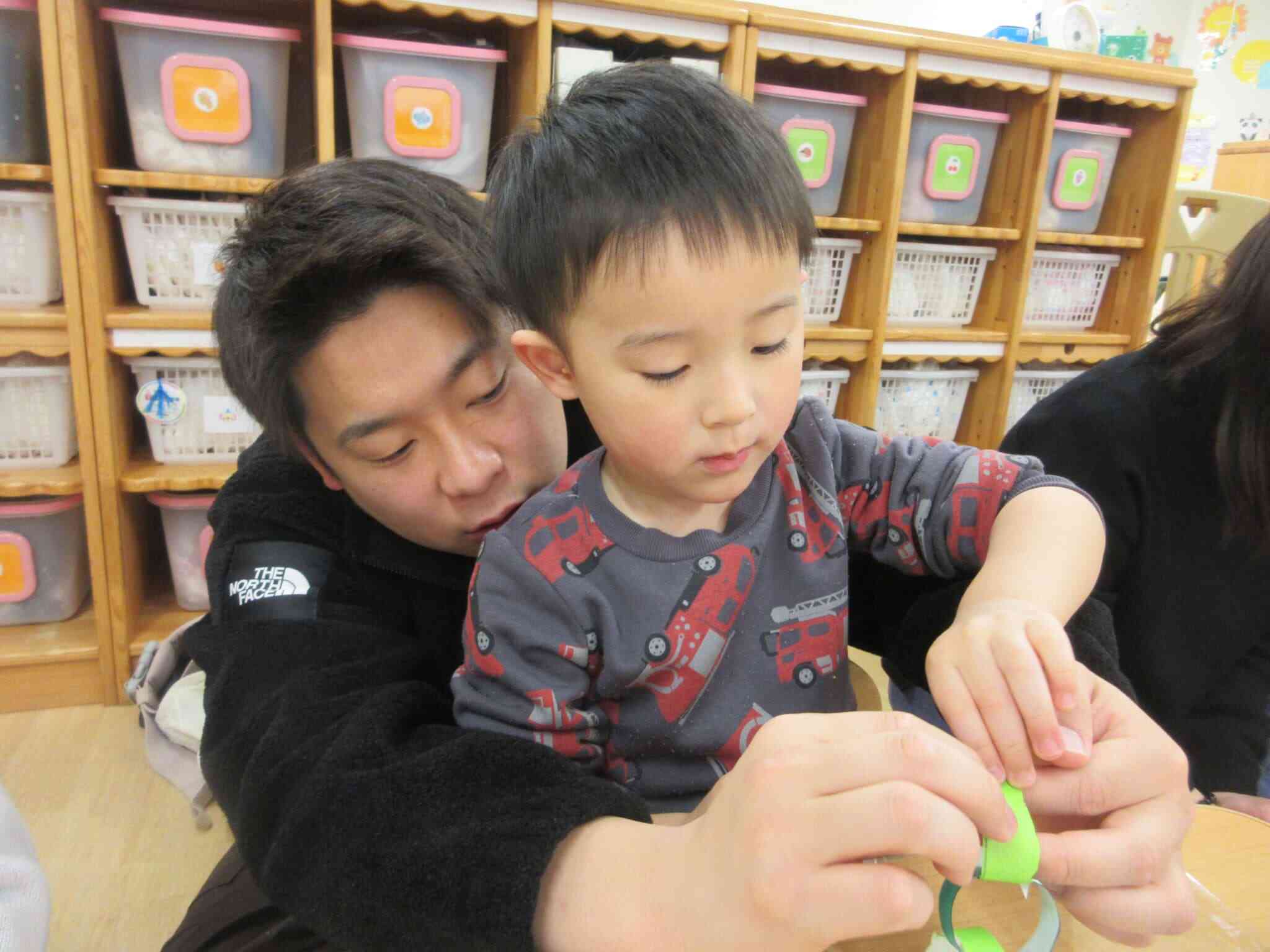 輪飾りを繋げていくと・・・