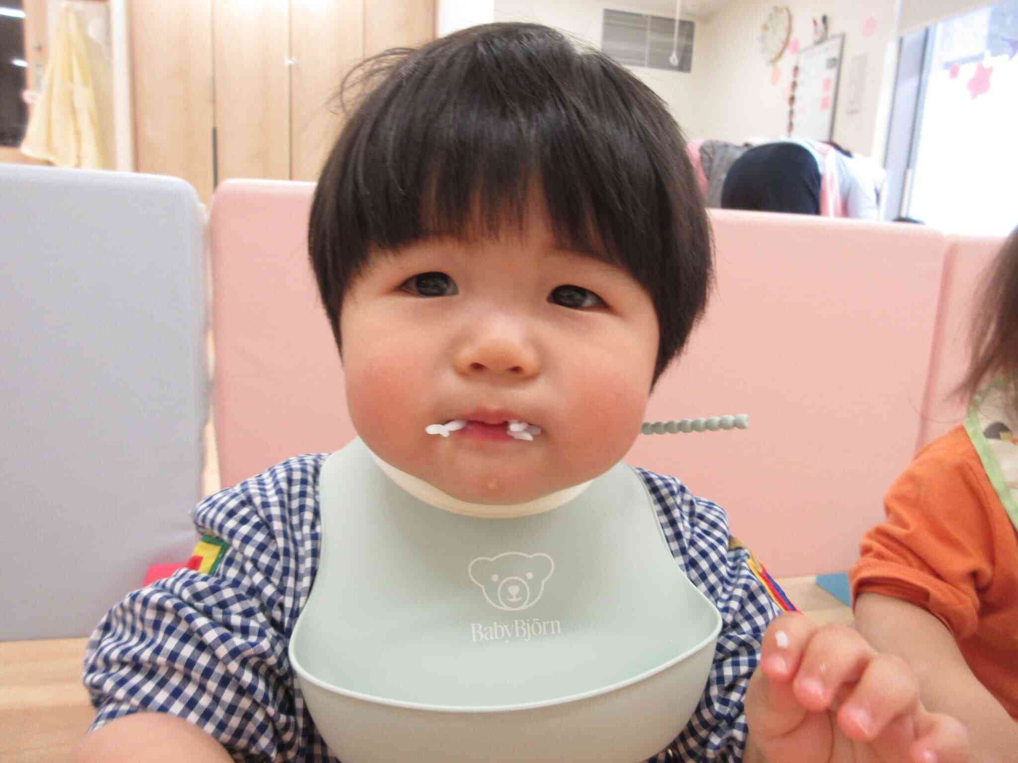 もぐもぐ・・・