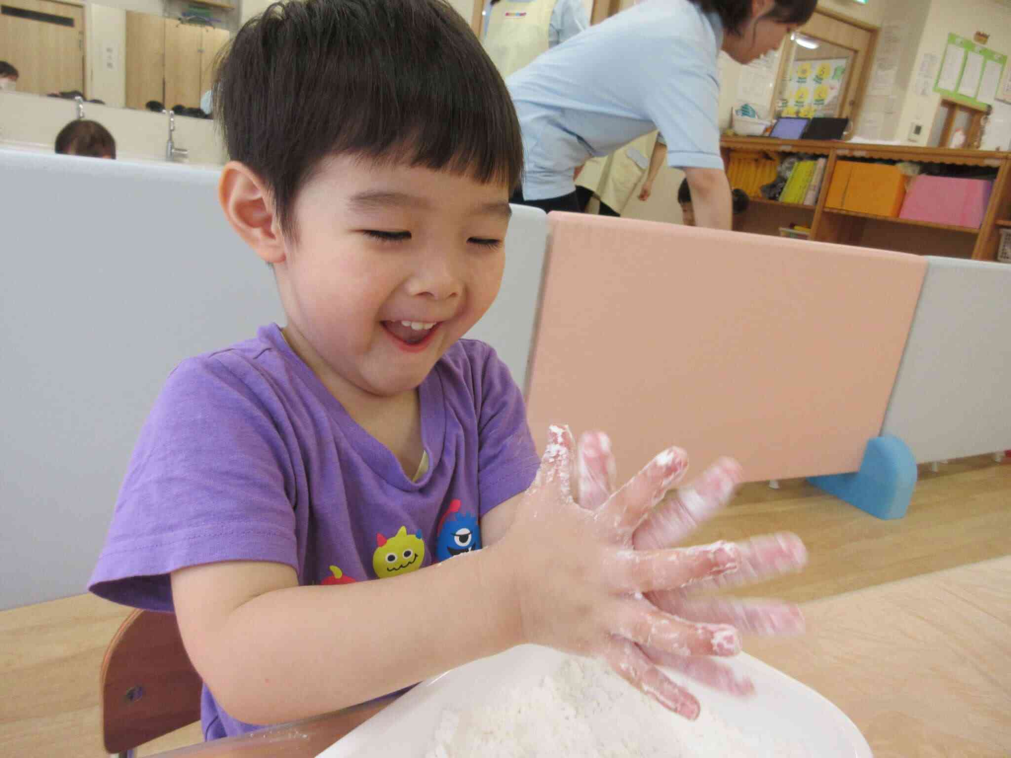おもいっきり感触遊び！