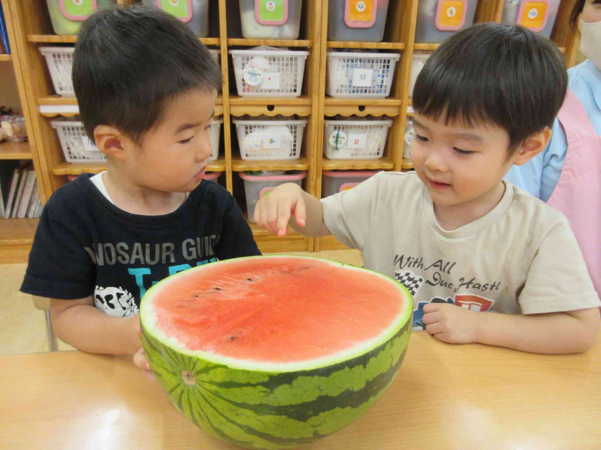 大きいすいかだね♡