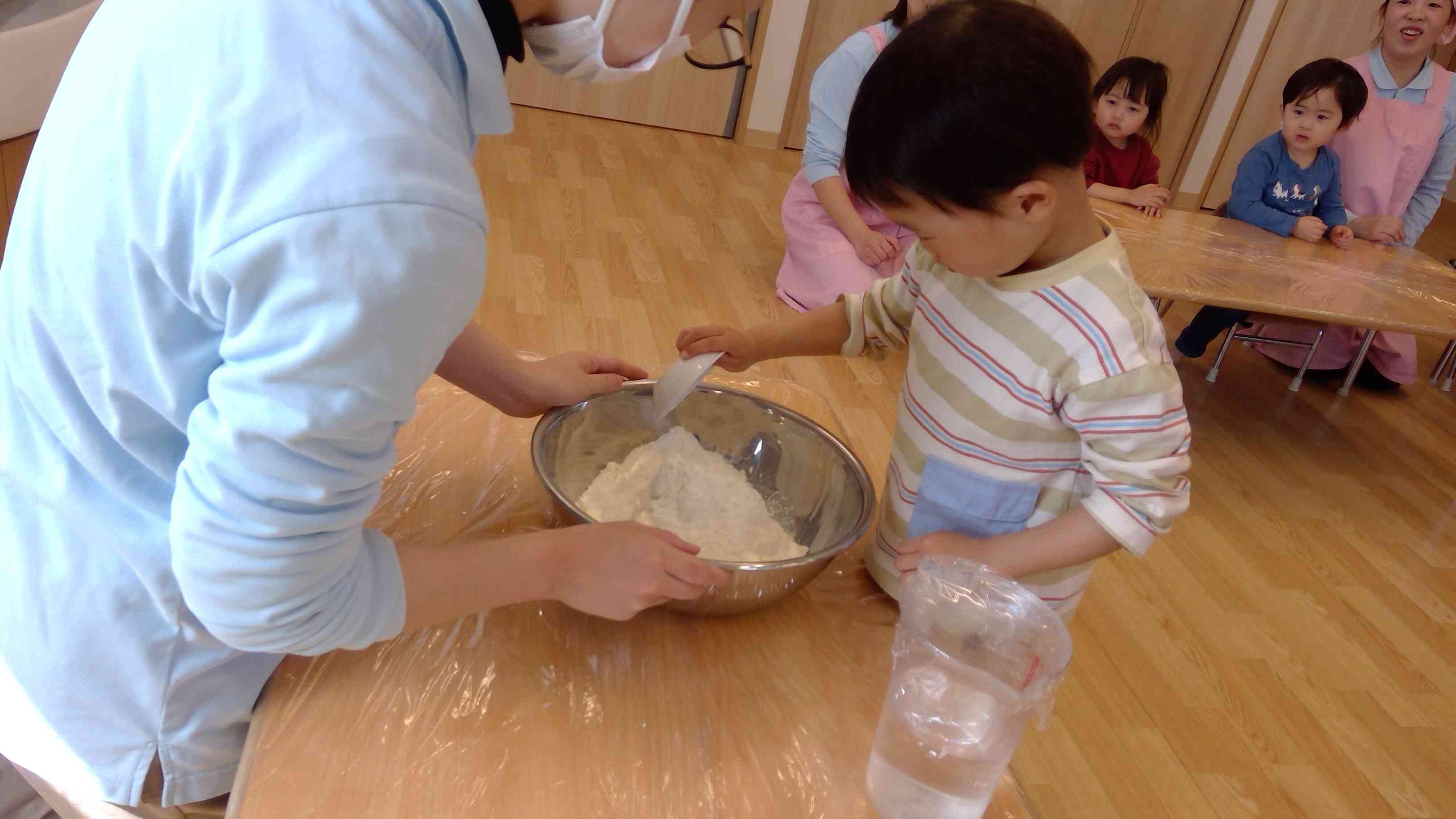 うどんには塩を入れるんだ～
