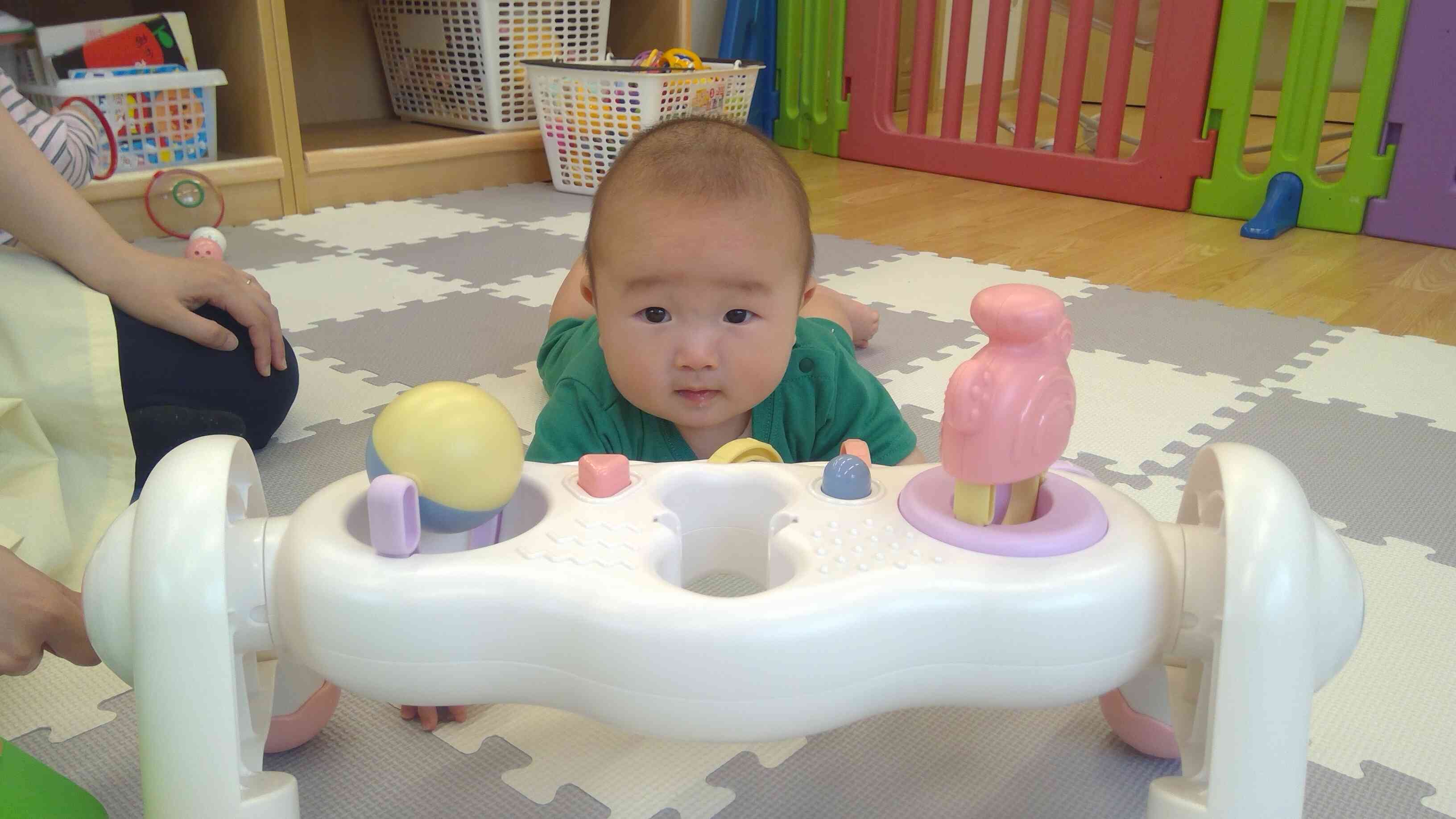 ひよこ組（０歳児）さんへようこそ♪