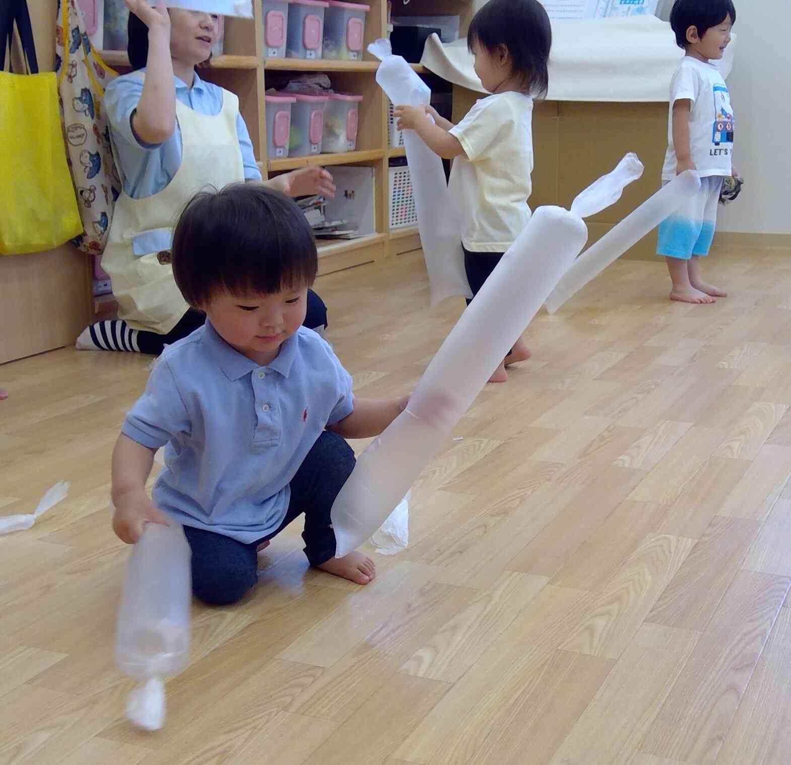 両手に持ったよ