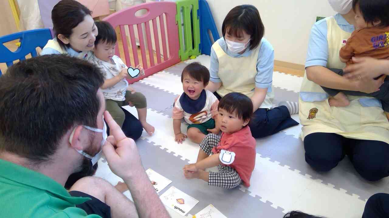英語遊び（０・１・２歳児）