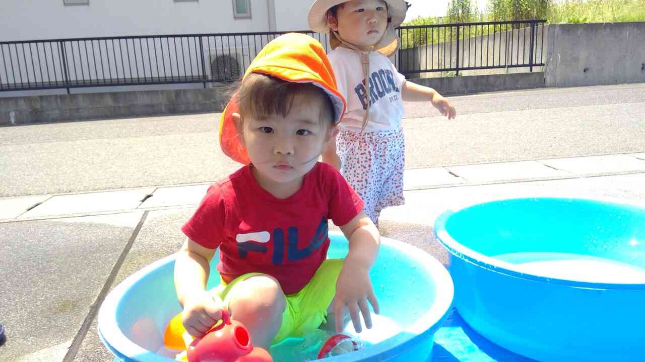 水遊びに真剣です！