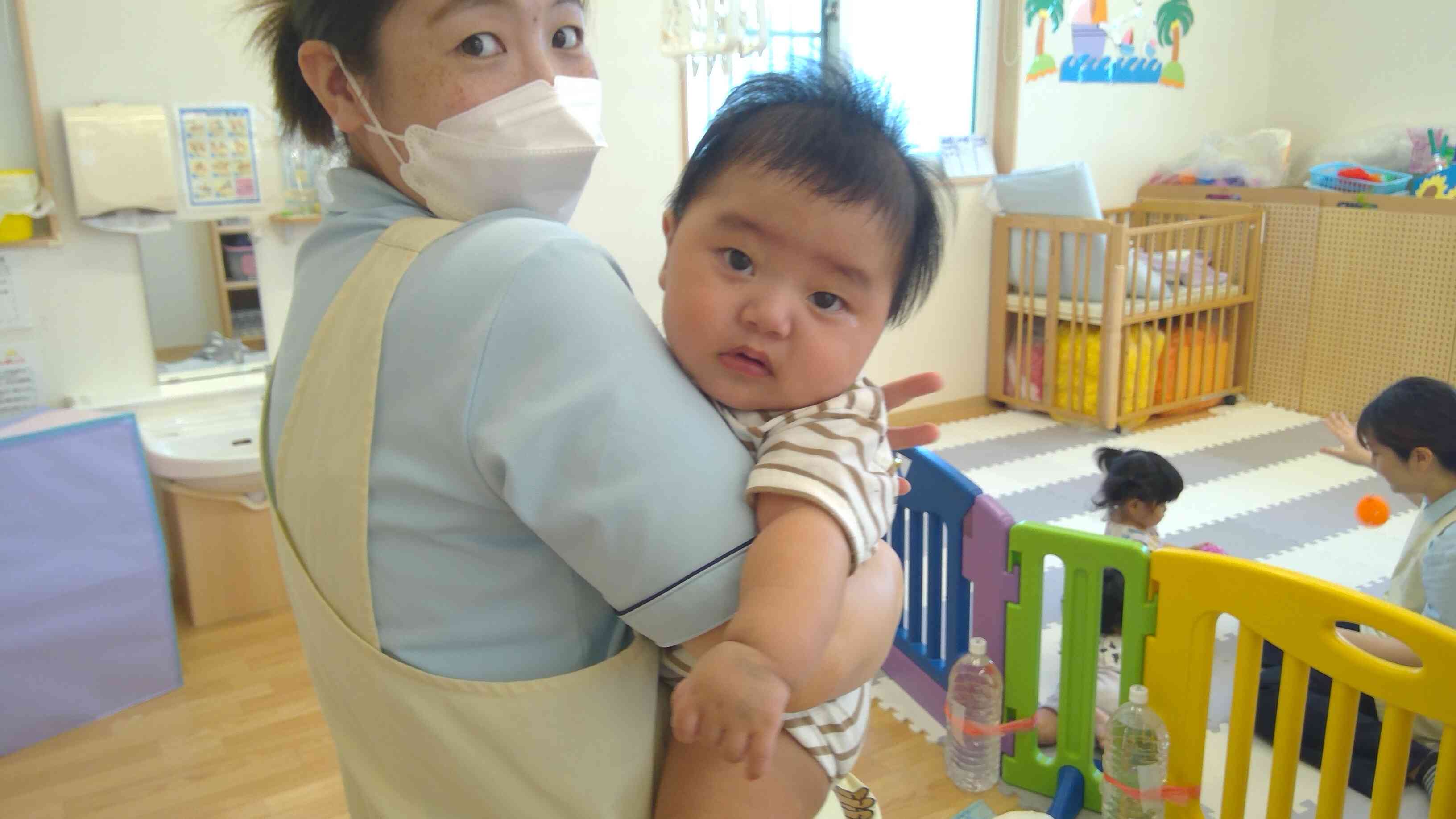 新しいお友だち(０歳児)