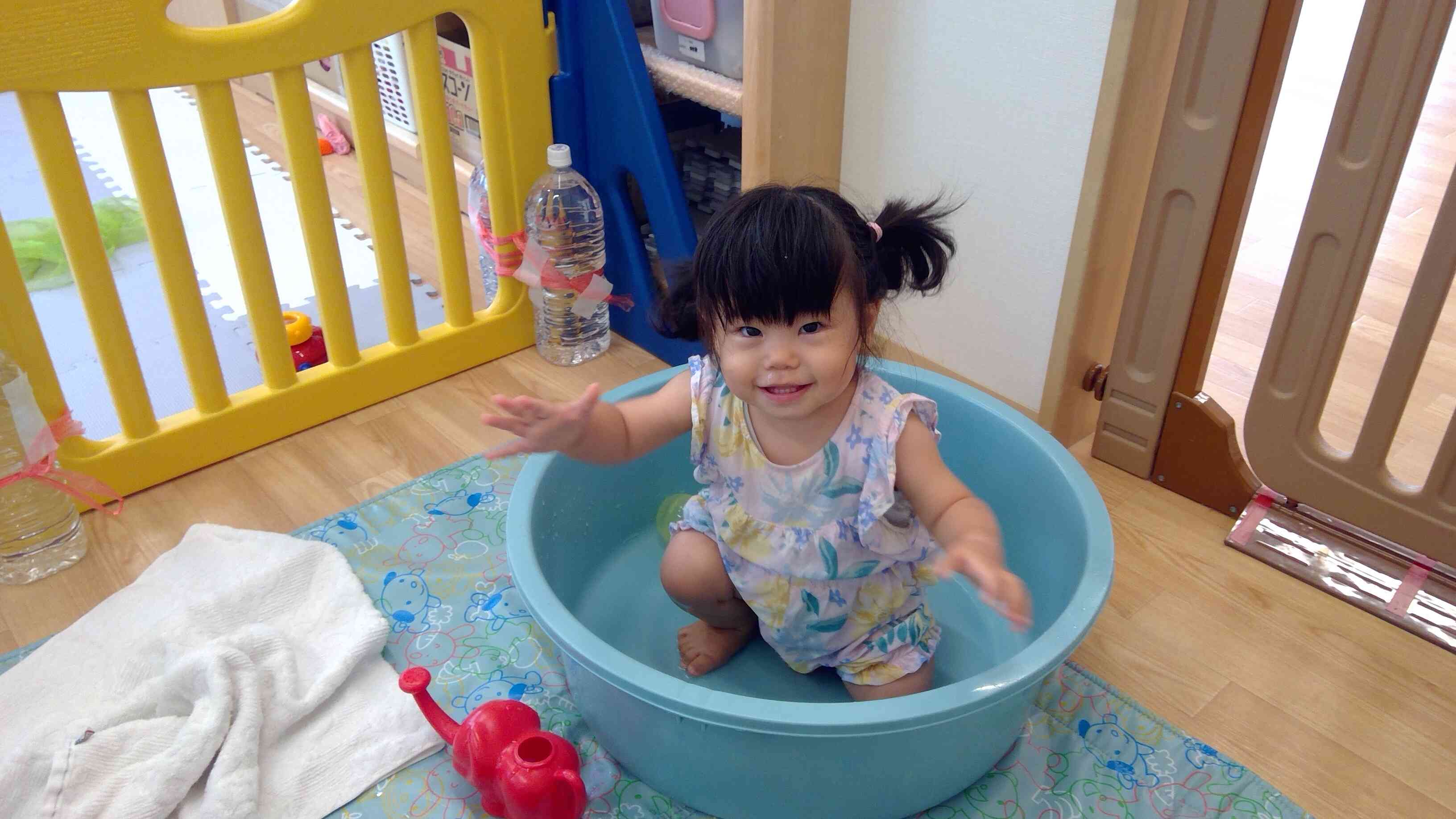 初めての水遊び（０歳児）
