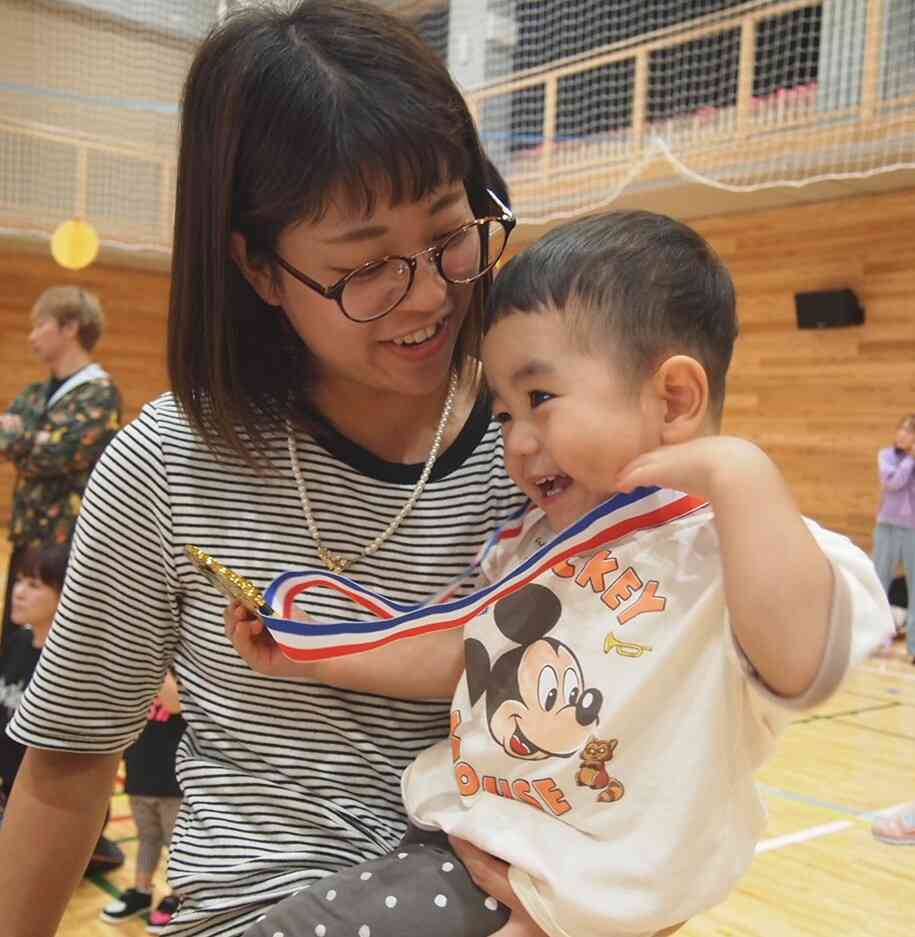 大きなメダル、うれしいね