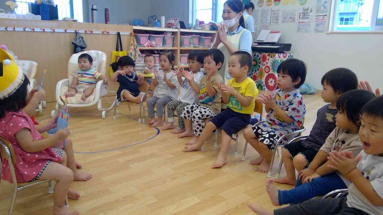 みんなで「ハッピーバースデー♪」歌おう