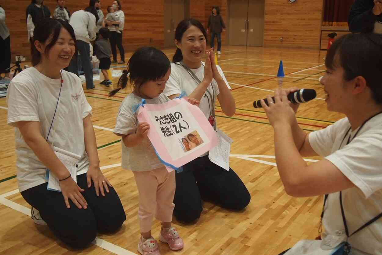 うさぎ組の先生だ！うれしいね