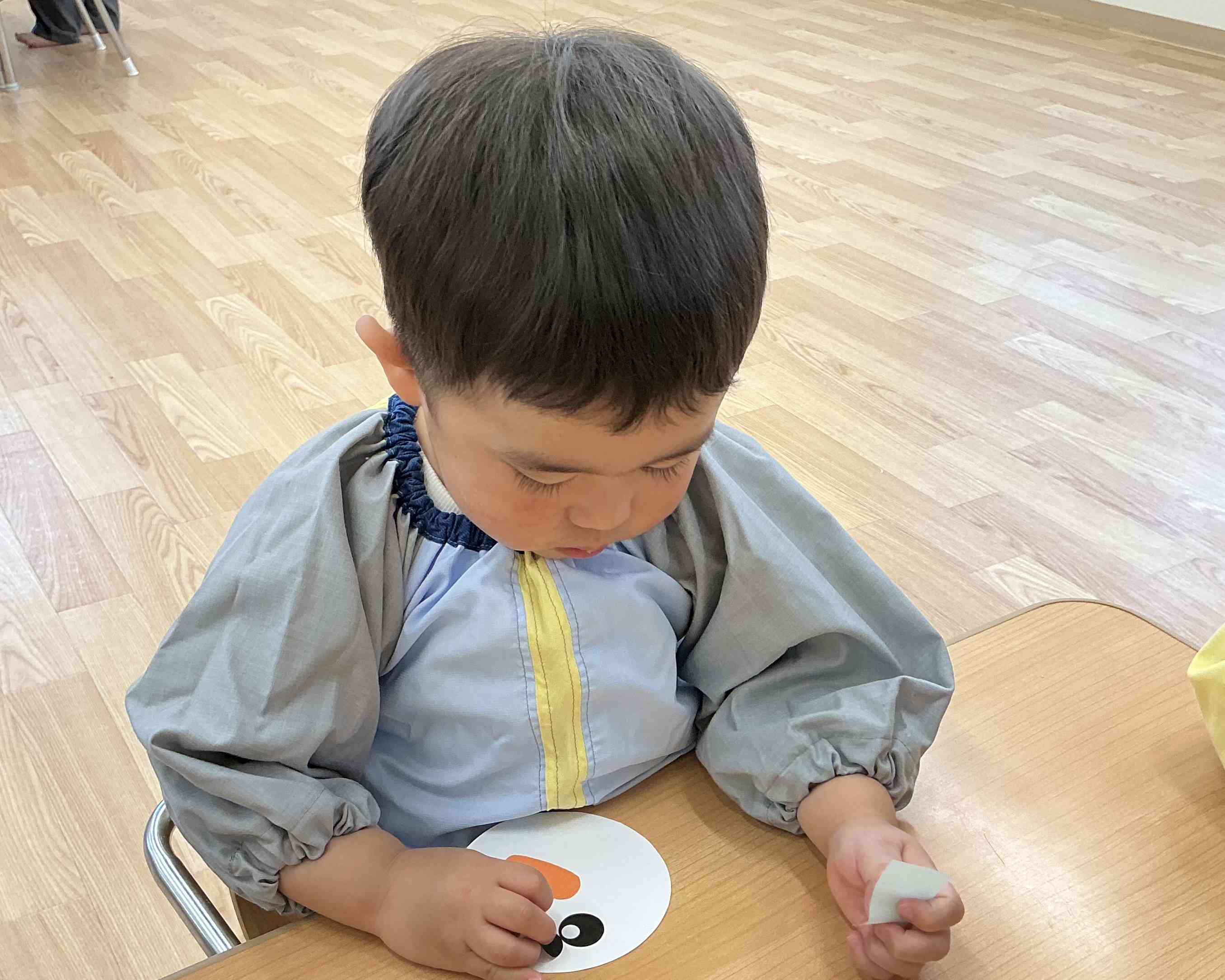 雪だるまのおめめはどこにしようかな?