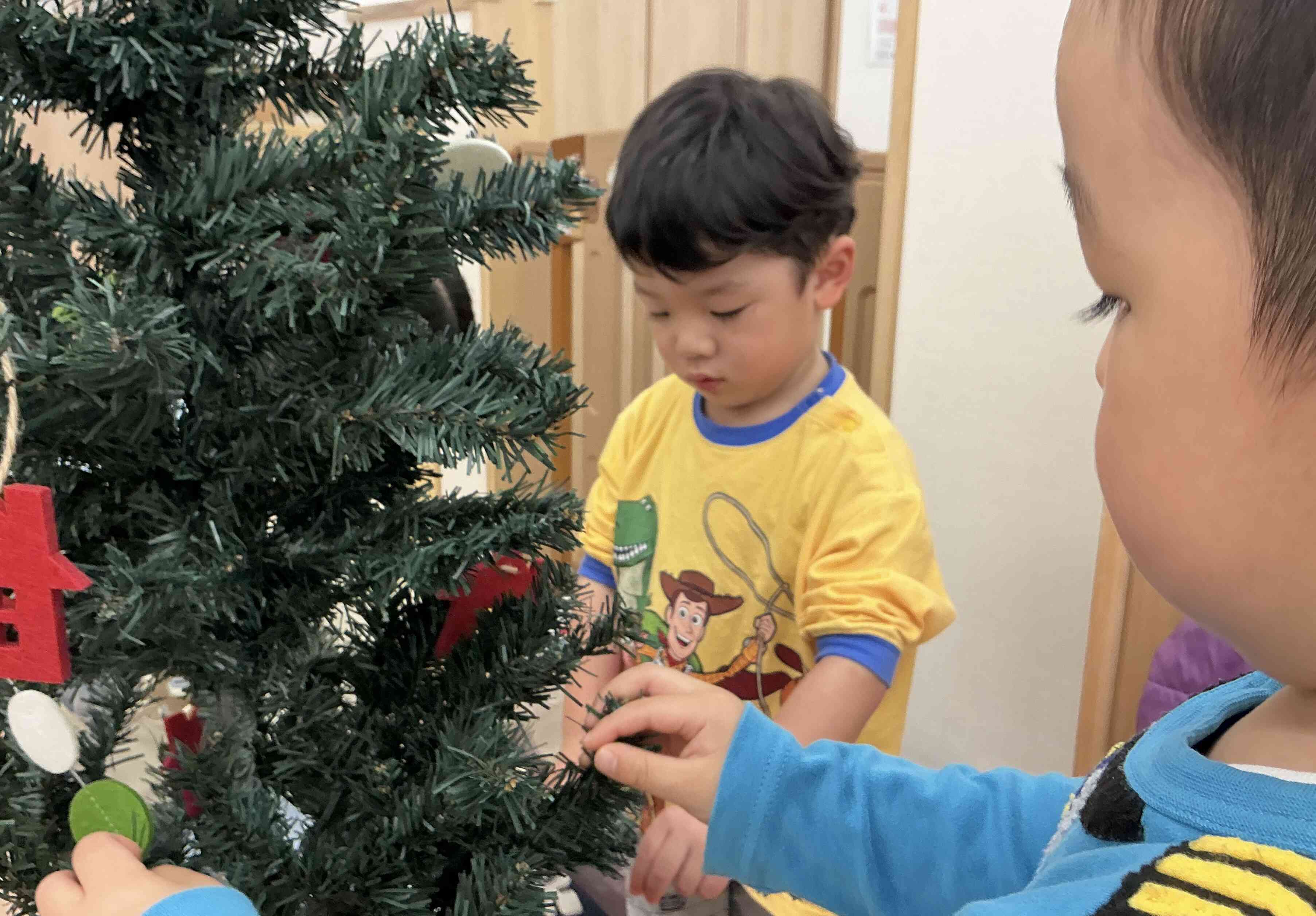 どこに飾り付けしようかな?