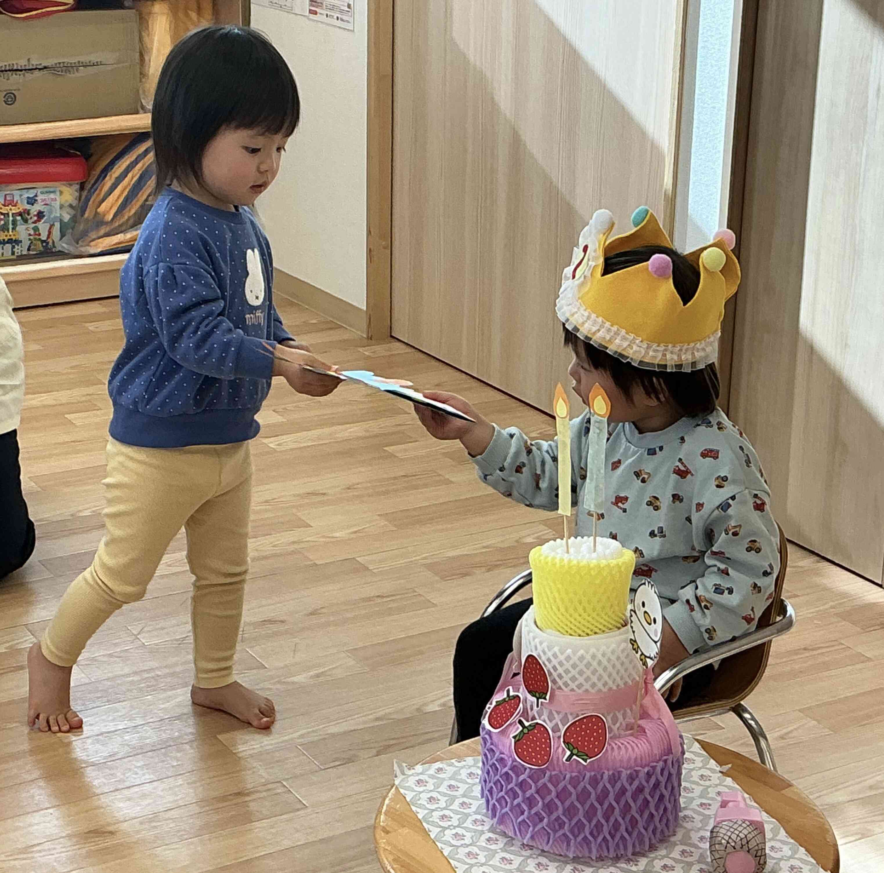 お友達からカードをどうぞ