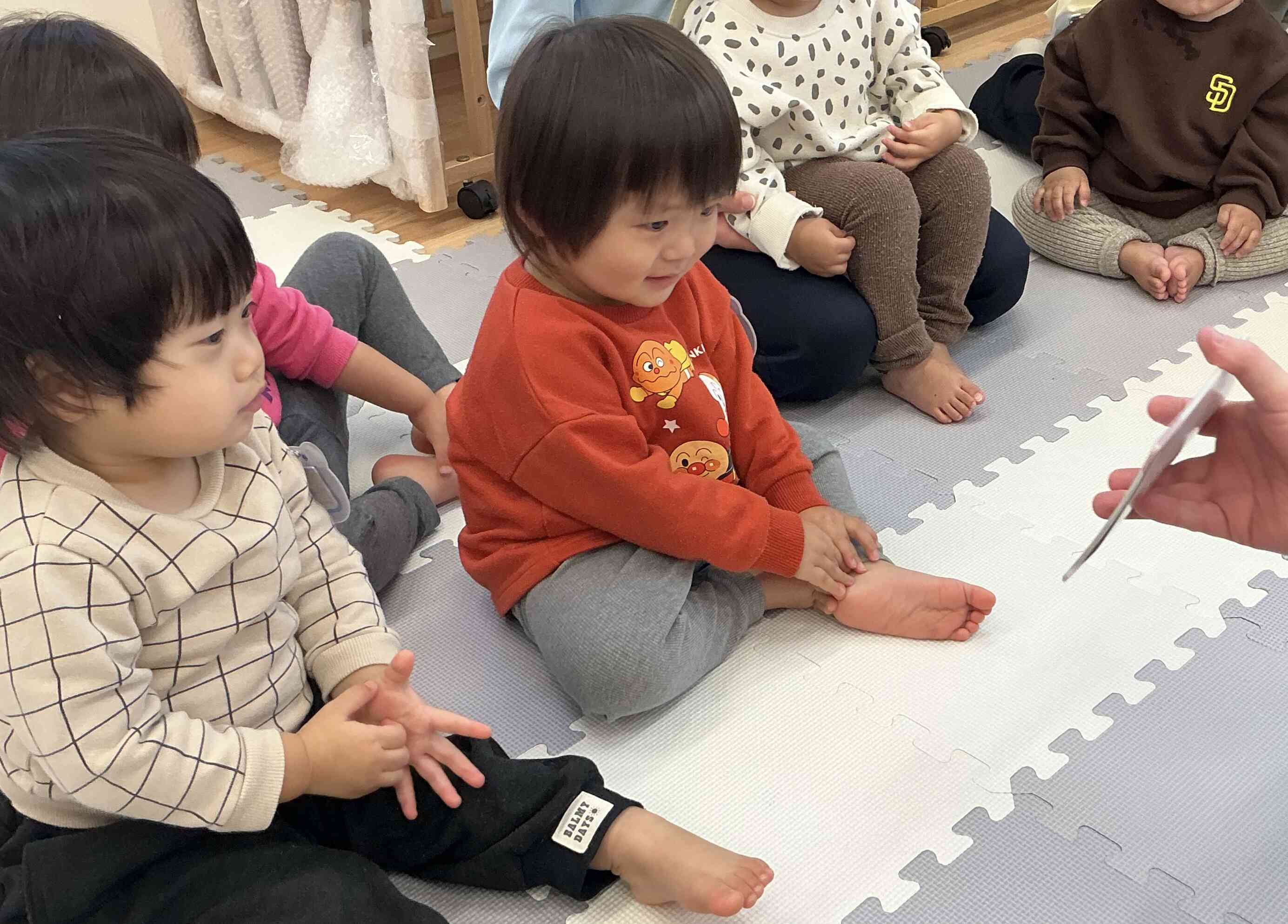 先生と真似っこして言ってみよう！