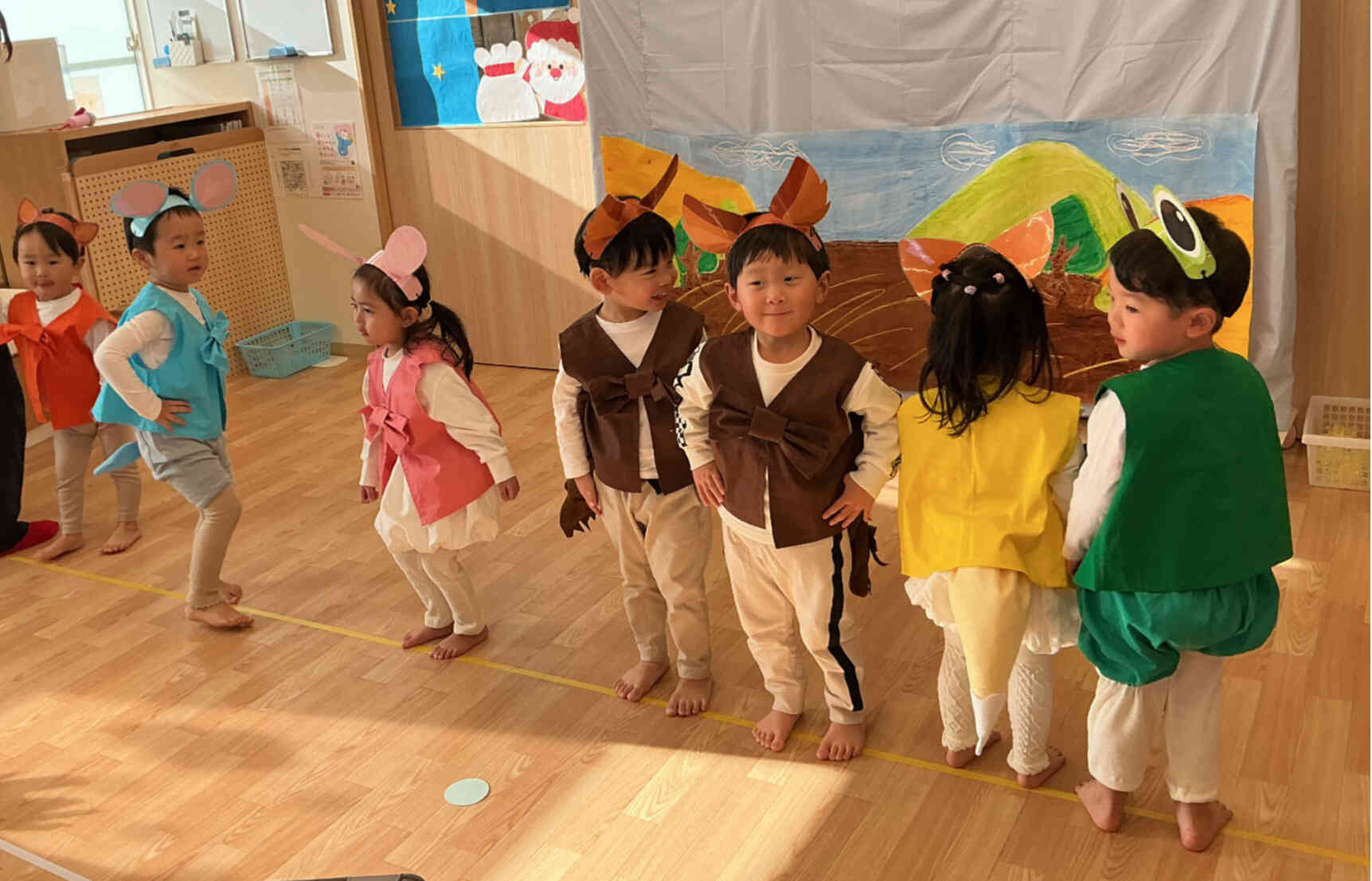 クリスマス会の様子（２歳児クラス）