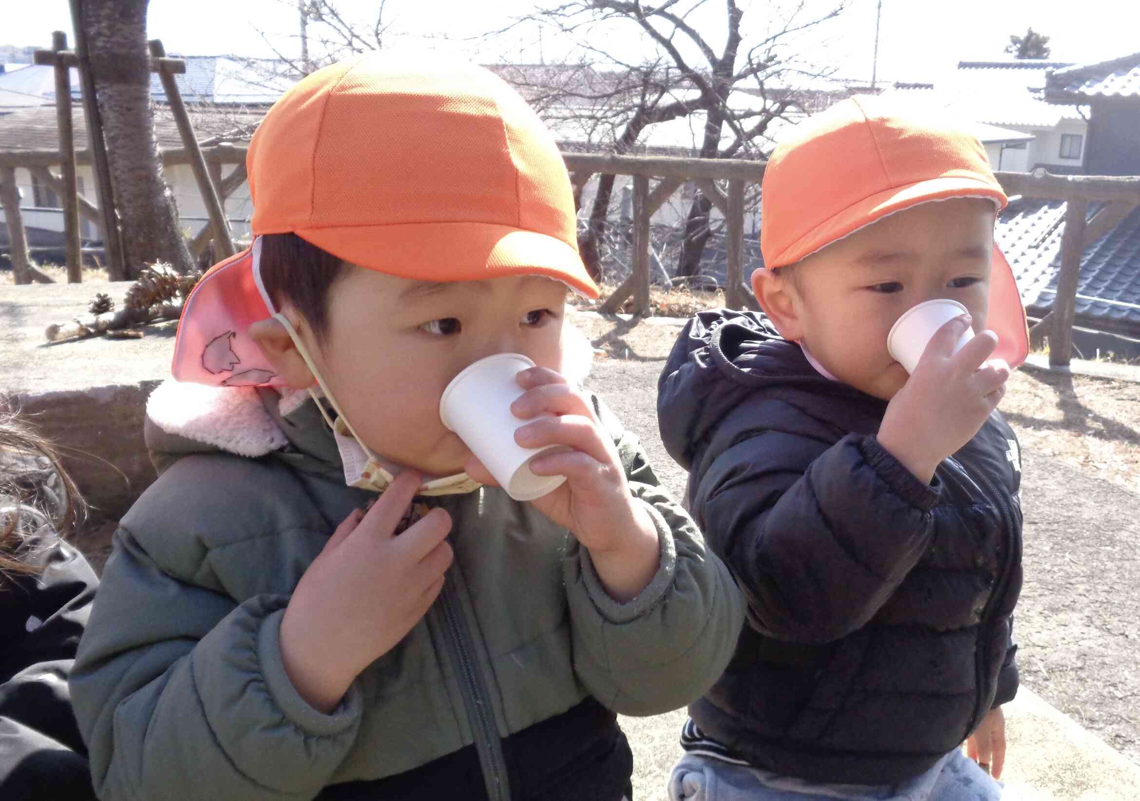 みんなでお茶休憩