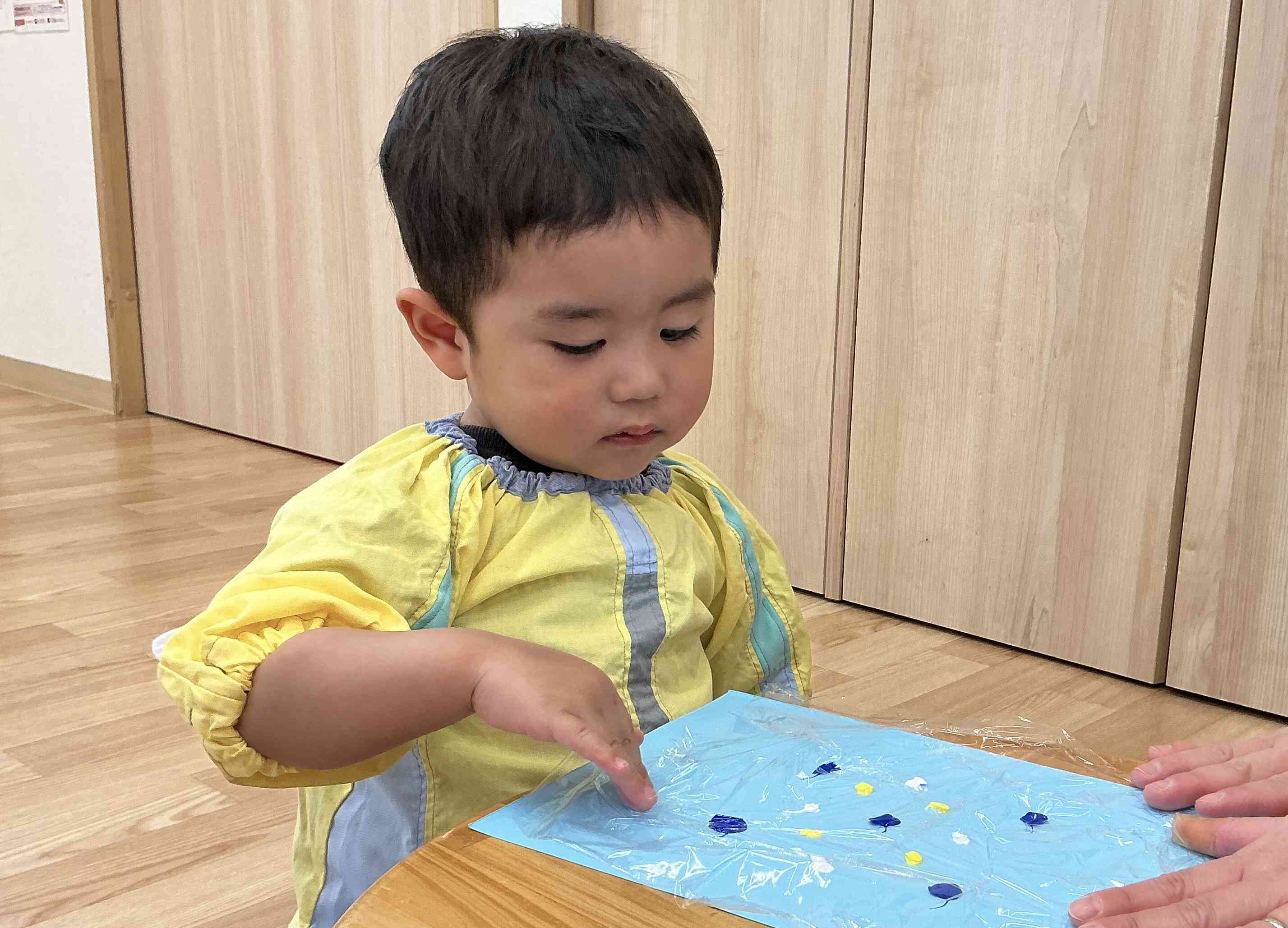 ひな人形作り（１歳児）