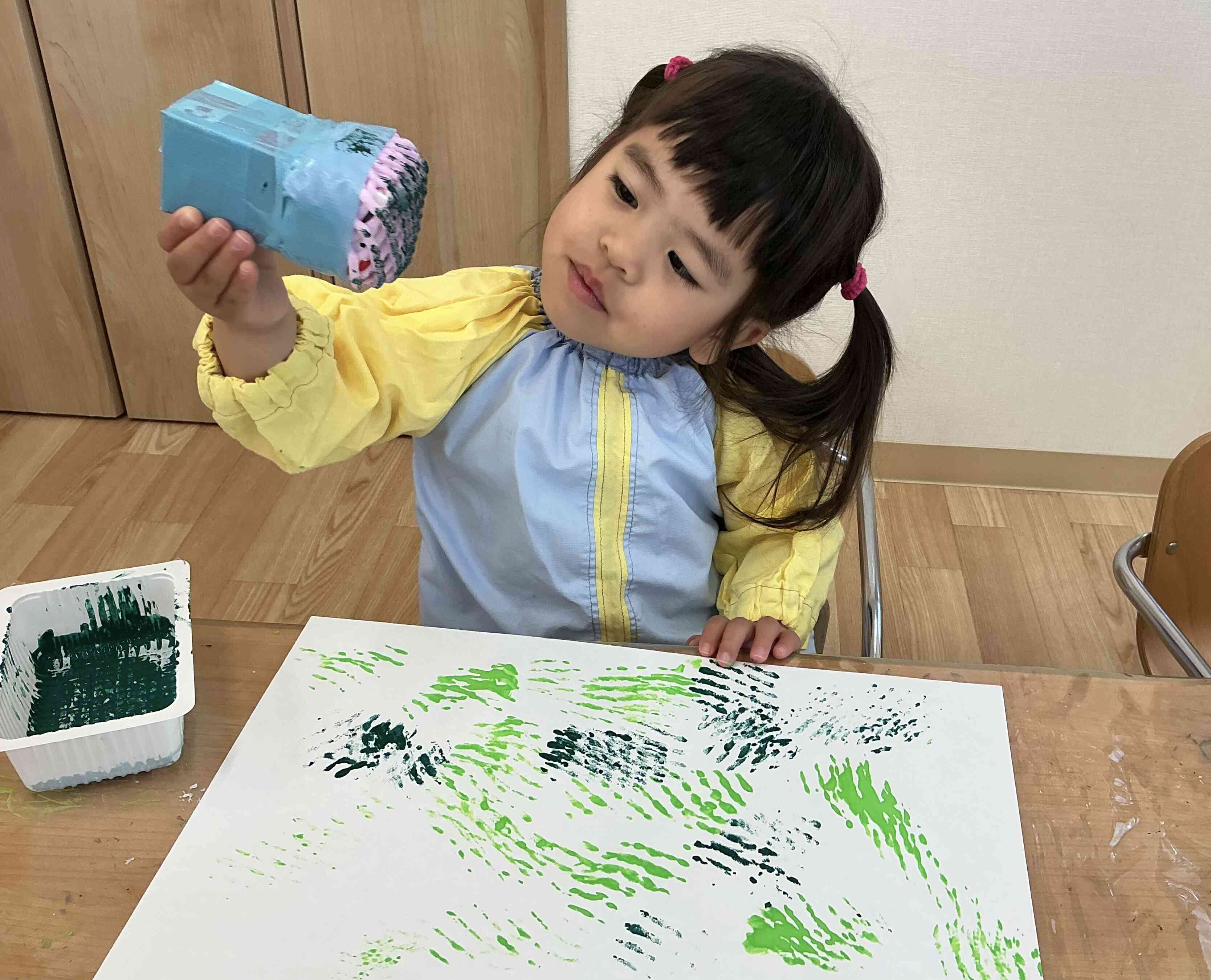 あおむし製作（2歳児）