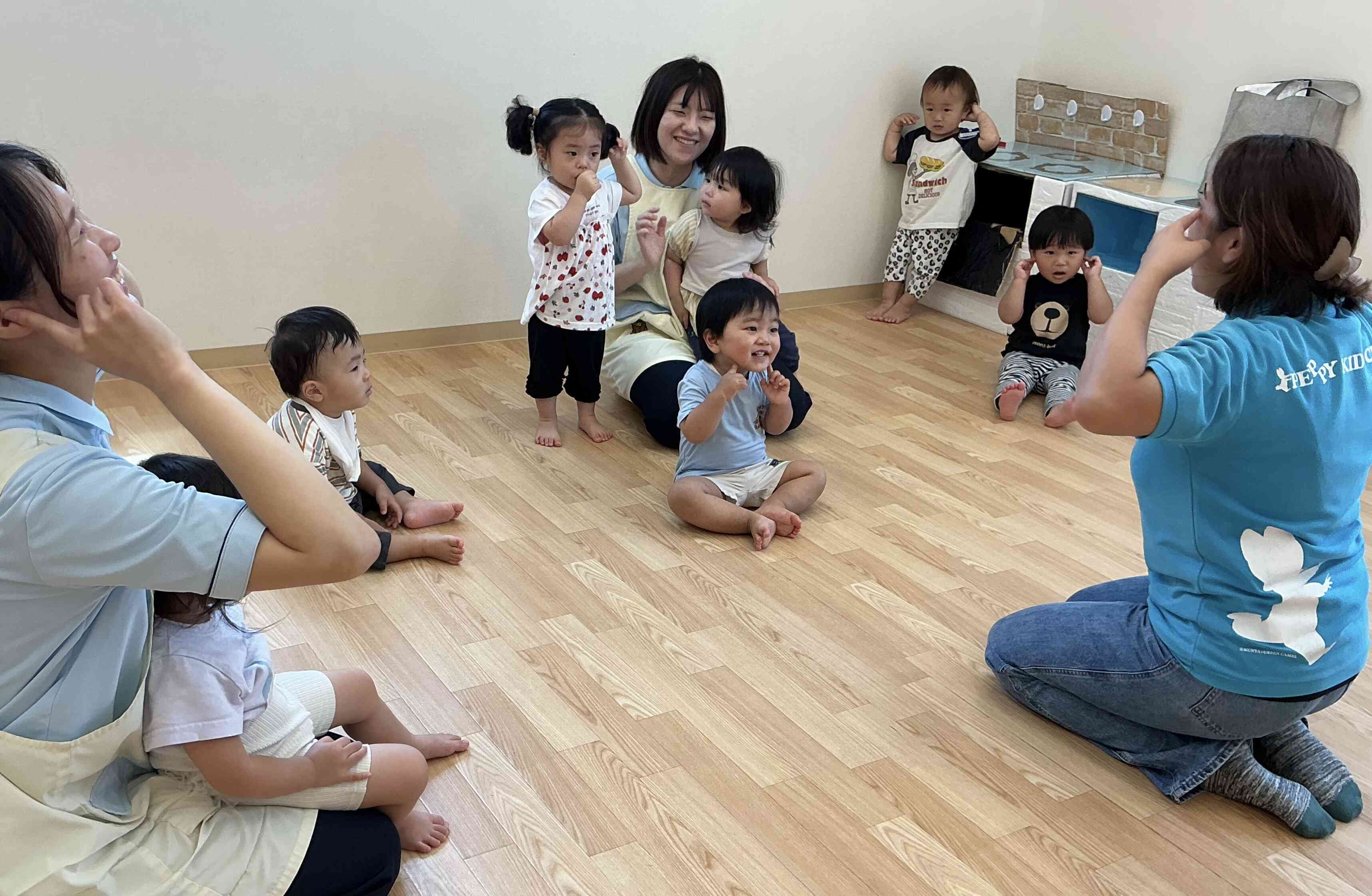 たのしい英語遊び（1歳児クラス）