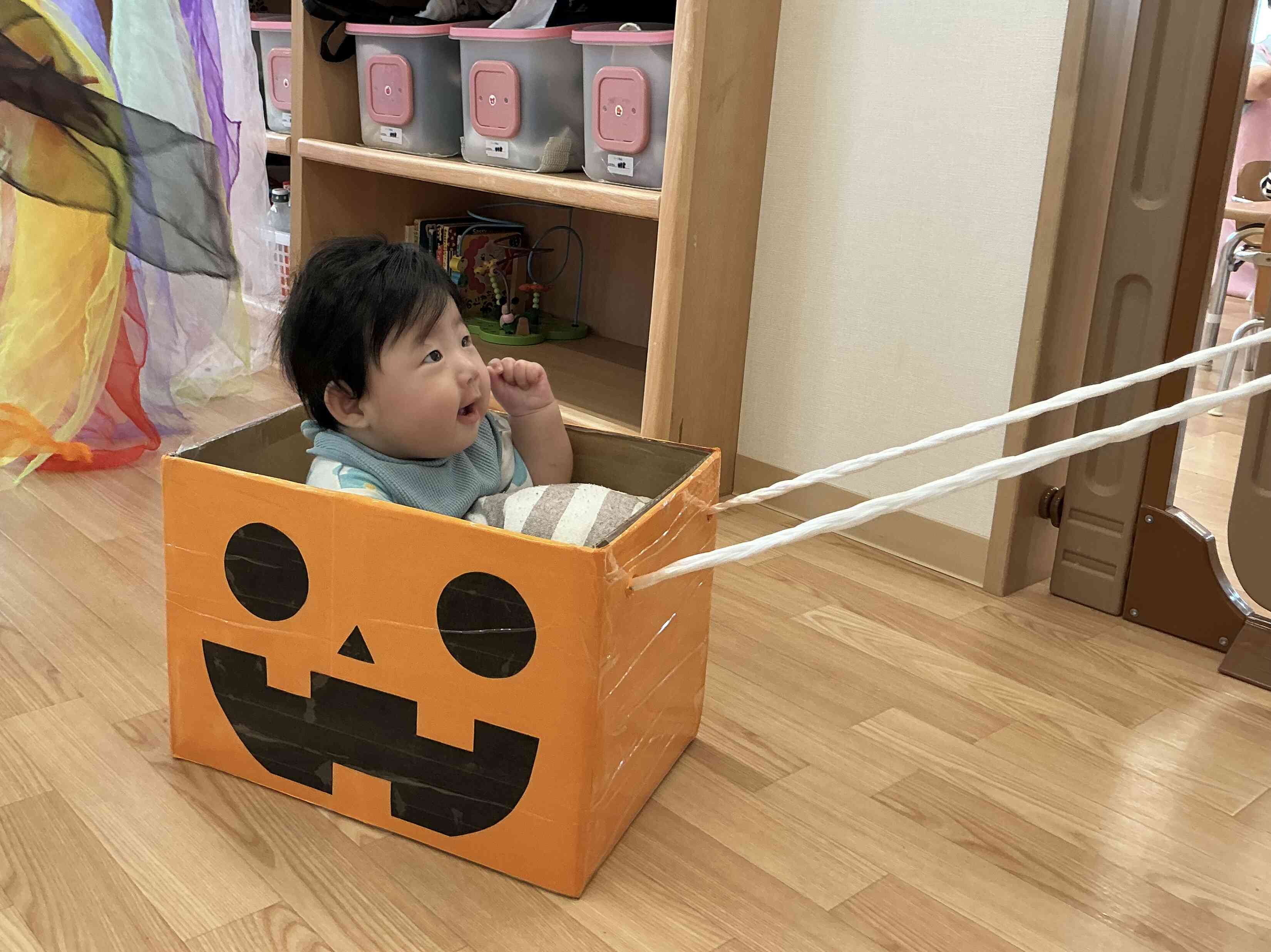 運動会ごっこをごっこをしたよ⭐︎ひよこ組（0歳児）