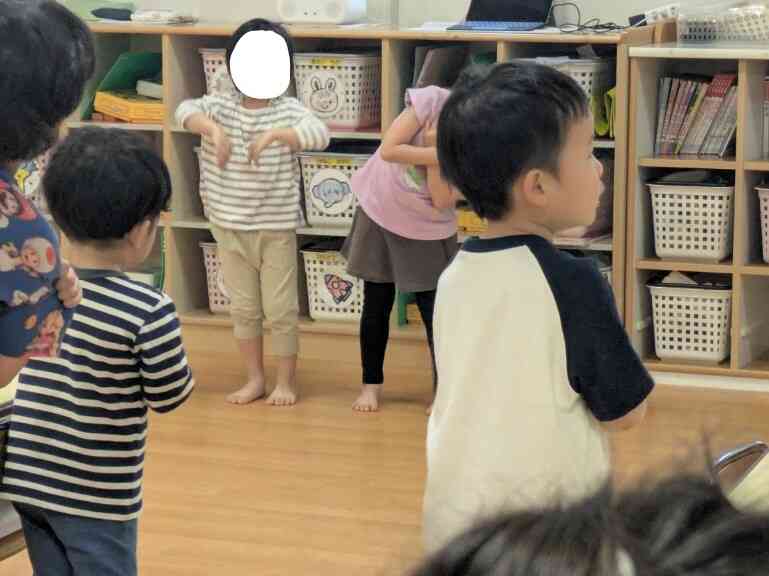 お当番さん。みんなの前に出て頑張ります！
