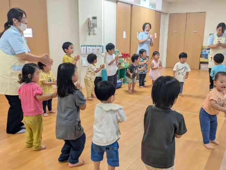 盆踊り練習しています！