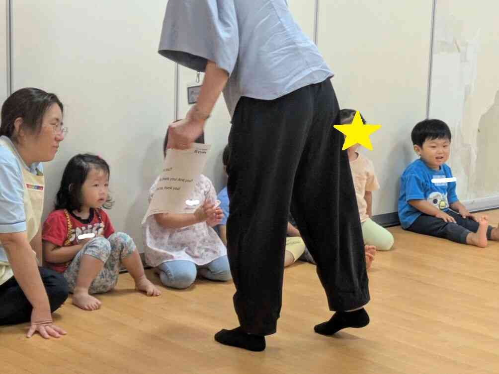集中して、見て、聴いて・・・楽しみながら学んでいます。