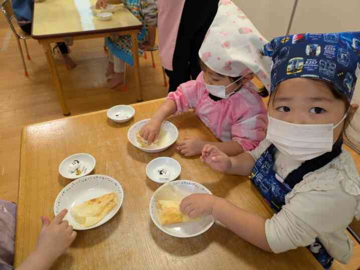 私の作ったクレープかわいいでしょう？