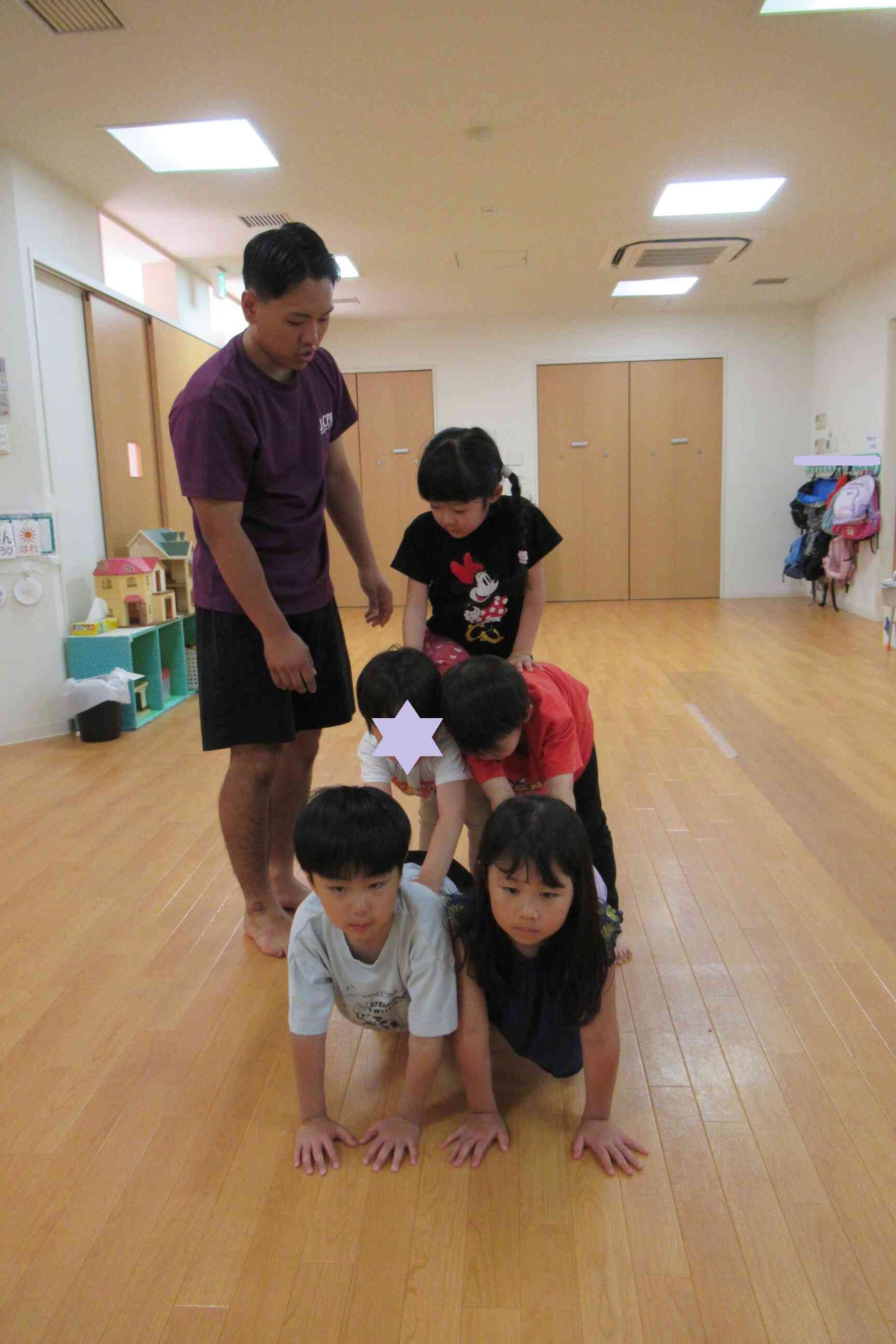 過去２年の運動会では４・５歳児で組体操を行いました！