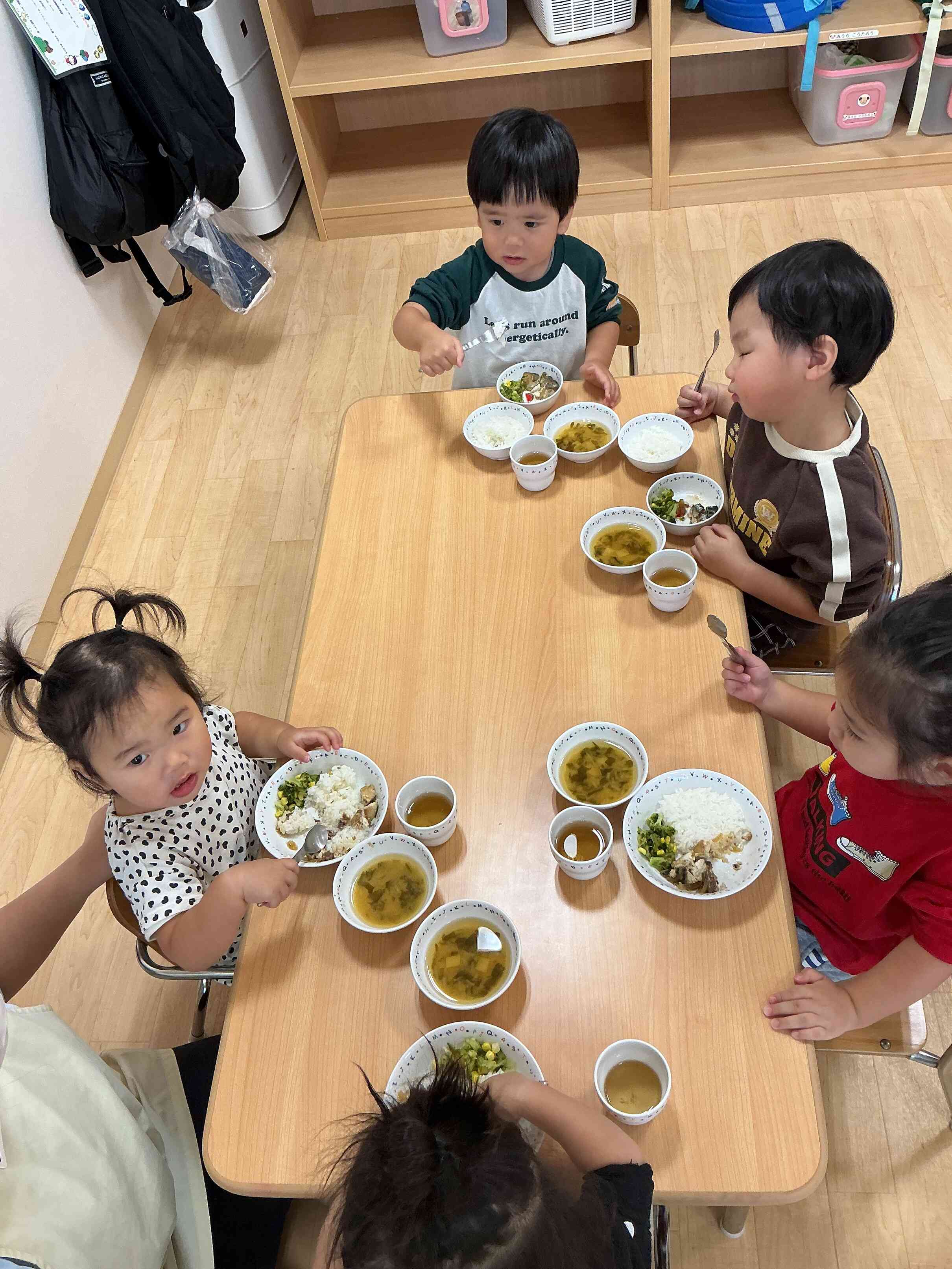 もぐもぐ、たのしいねっ（幼児食）