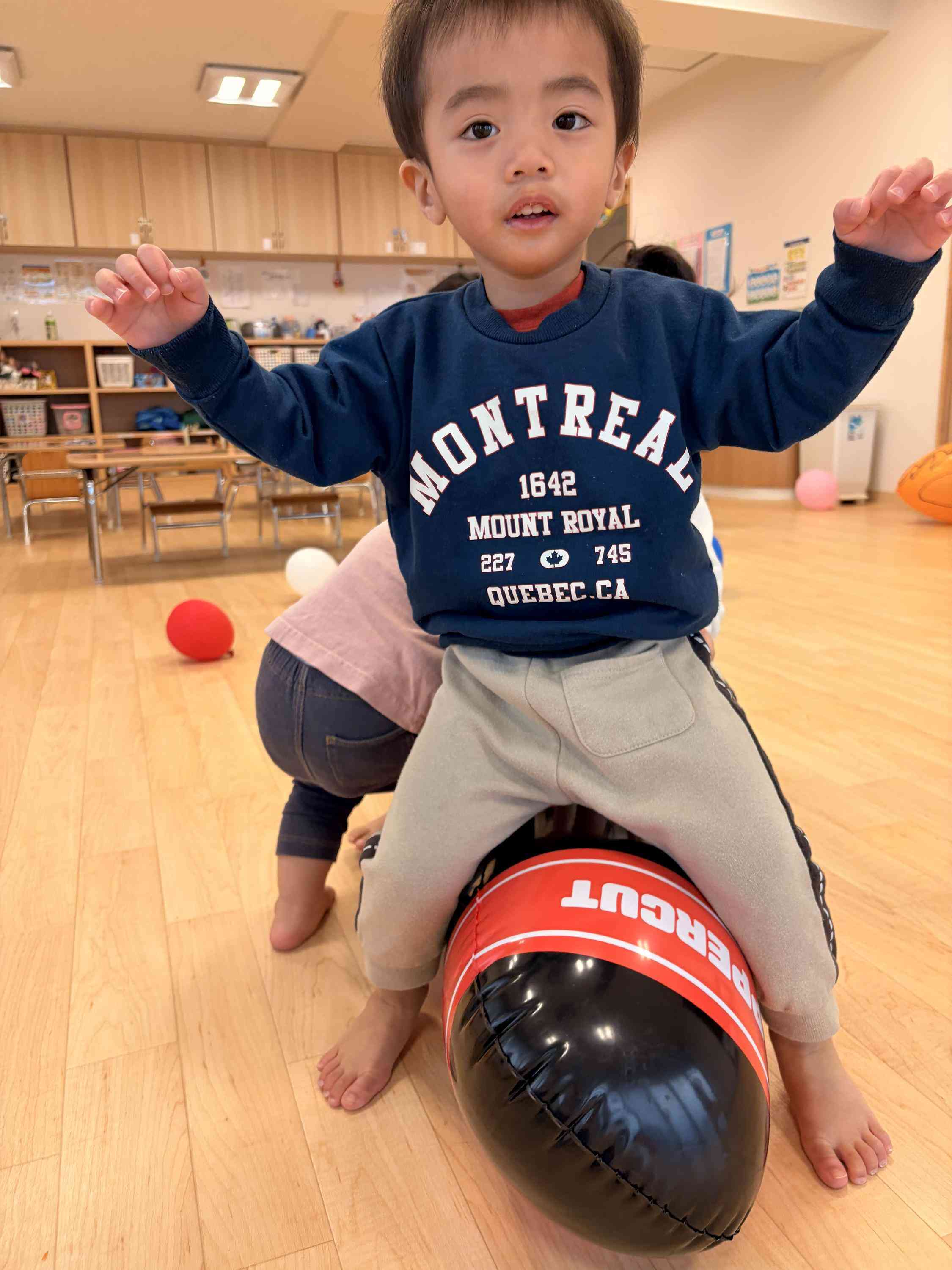 風船あそび、おきあがりこぼし