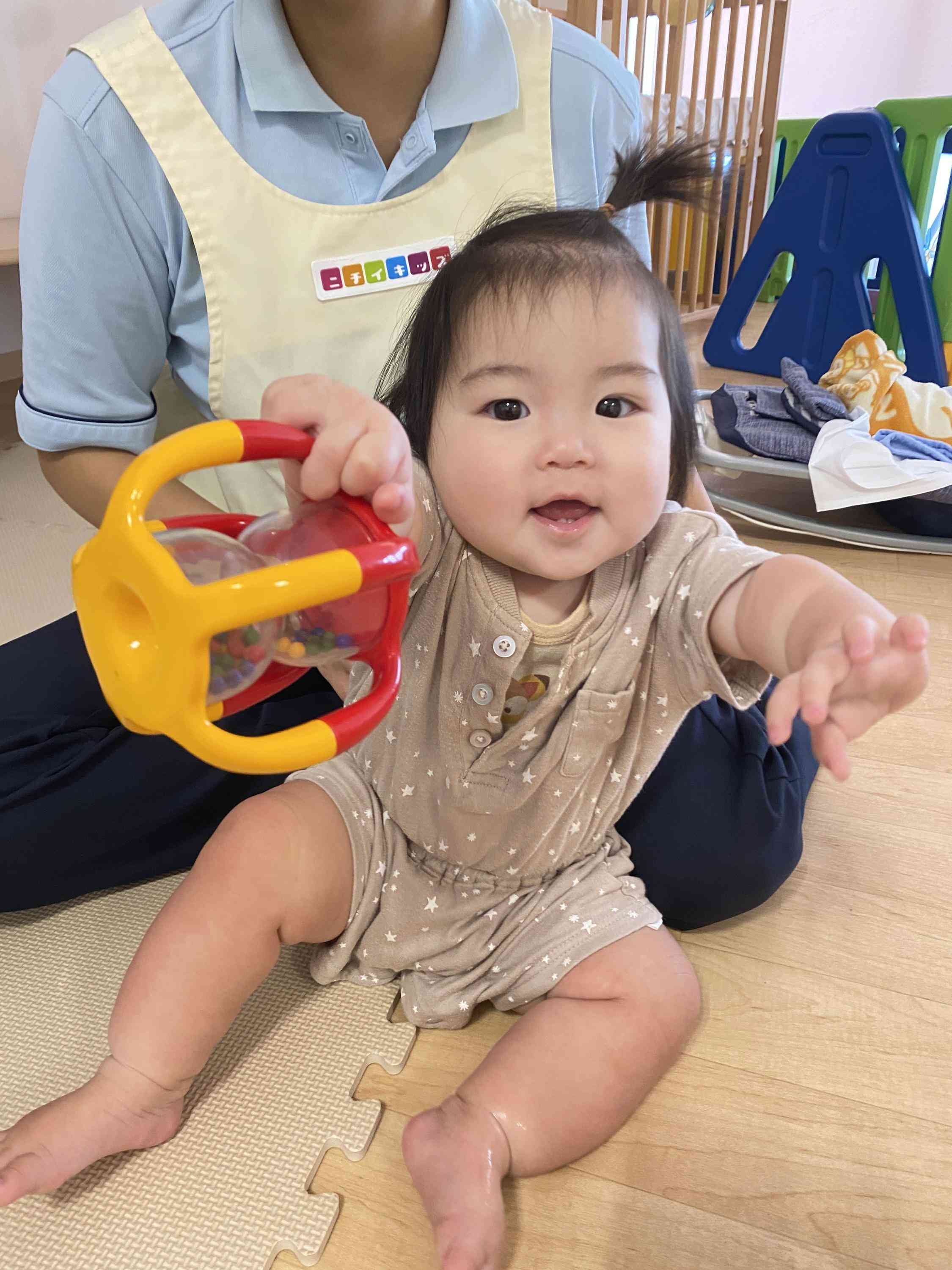 0歳児のひなたぼっこ