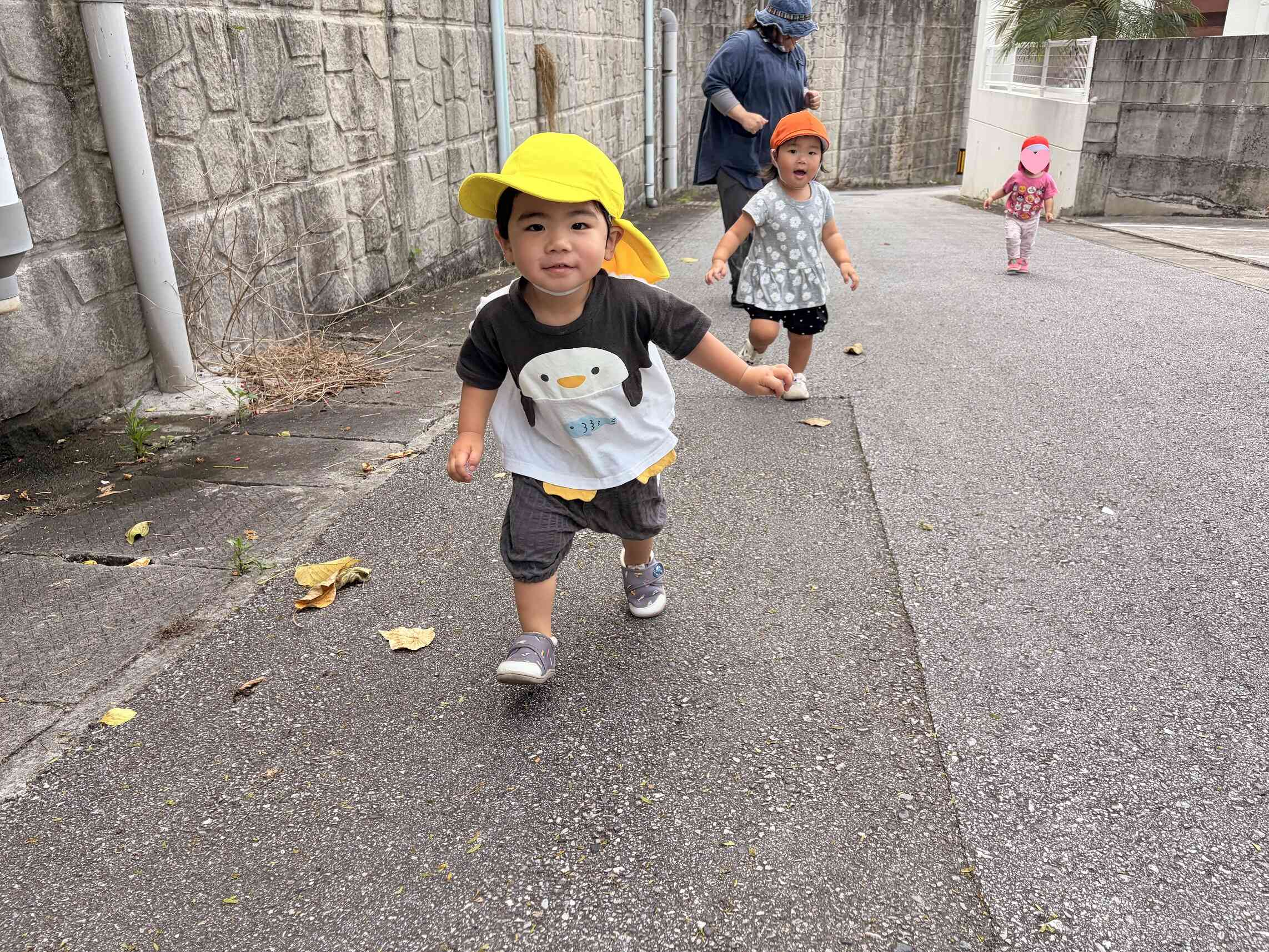 坂道ダッシュ、がんばれ〜！