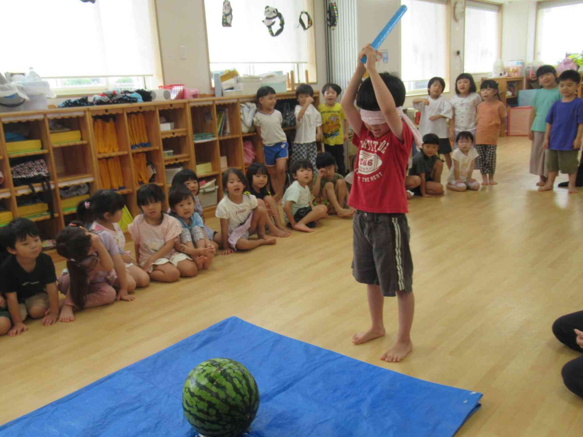 目かくしで挑戦！