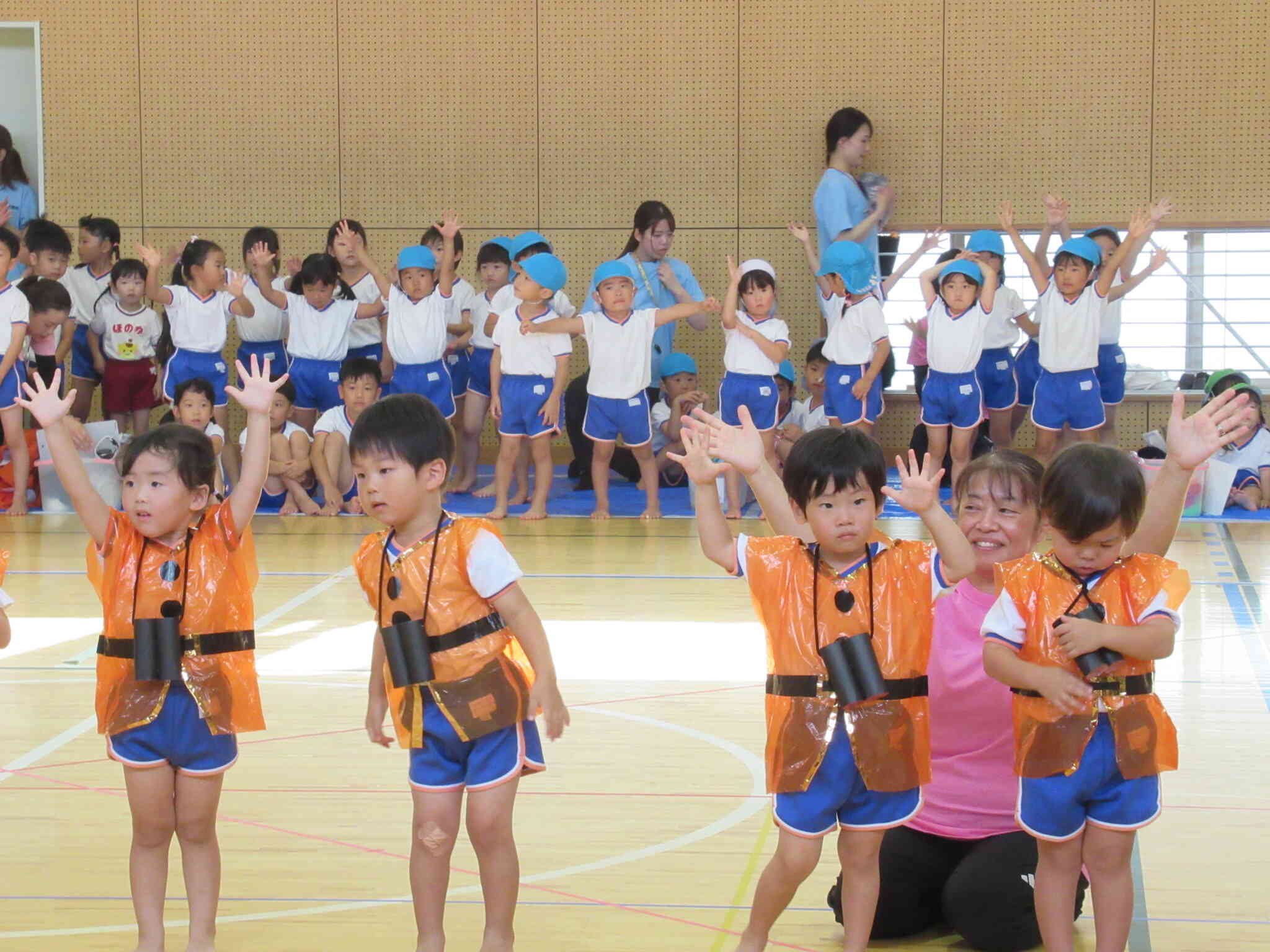 うさぎ組（2歳児）さん、ポーズもバッチリ！