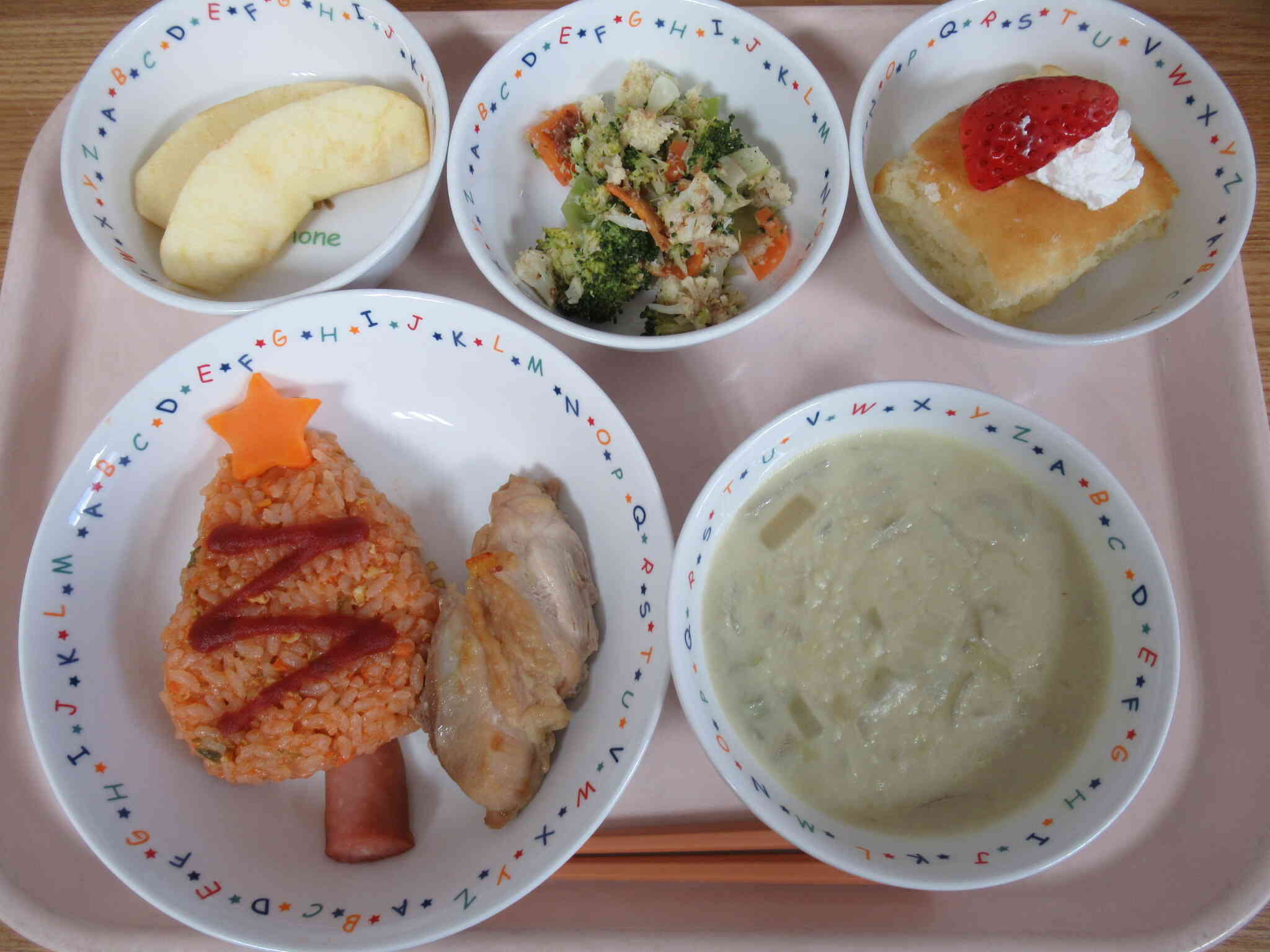 12月25日の給食（お楽しみメニュー）