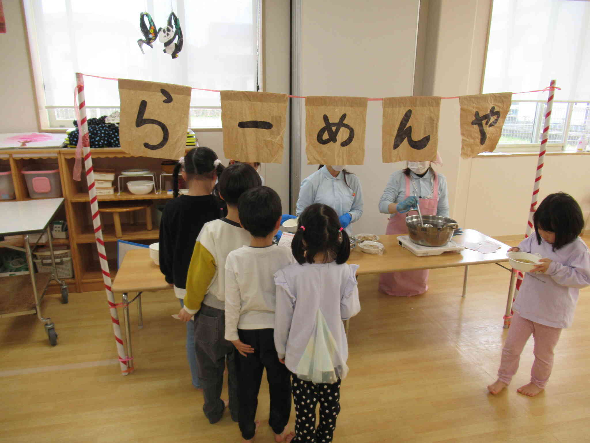 みんな並んで注文したよ～