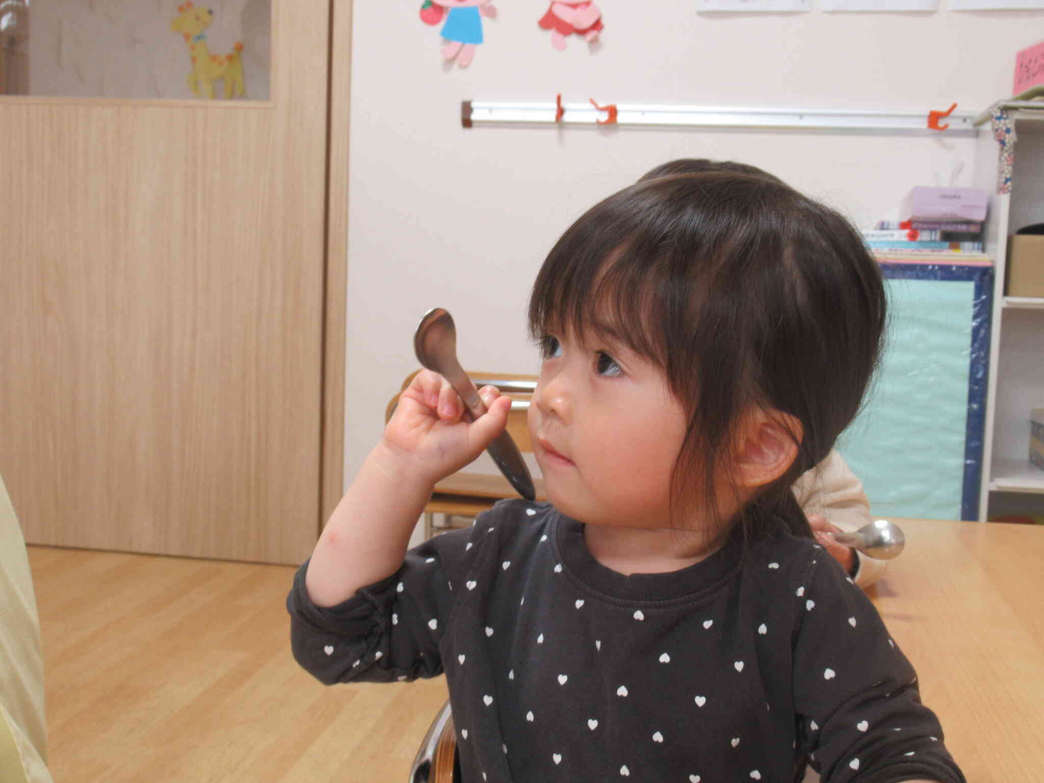 食育　２歳児クラス　食事マナーについて
