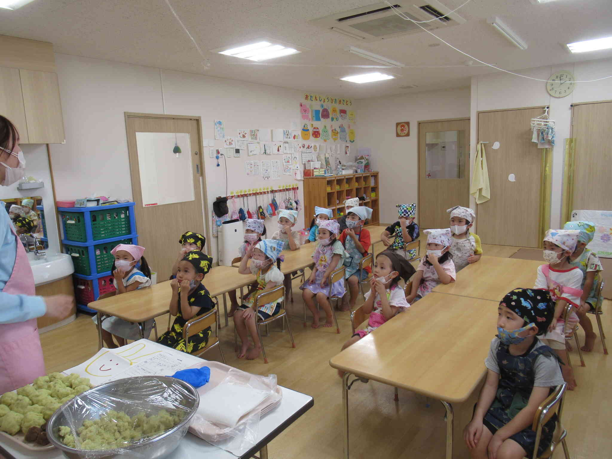 食育　4歳児クラス　スイートポテトうさぎ作り