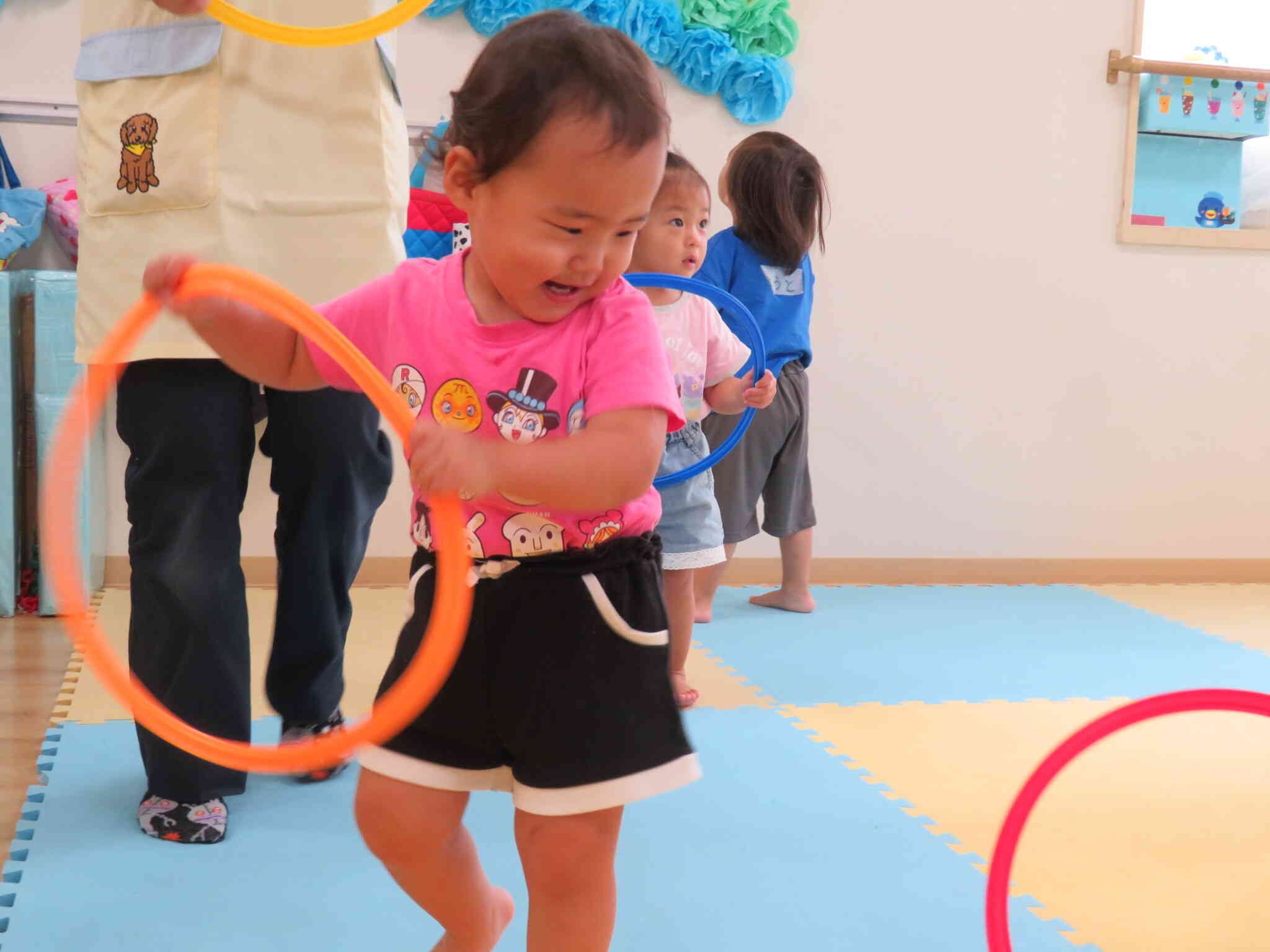 楽しい！元気いっぱいの1歳児さん。