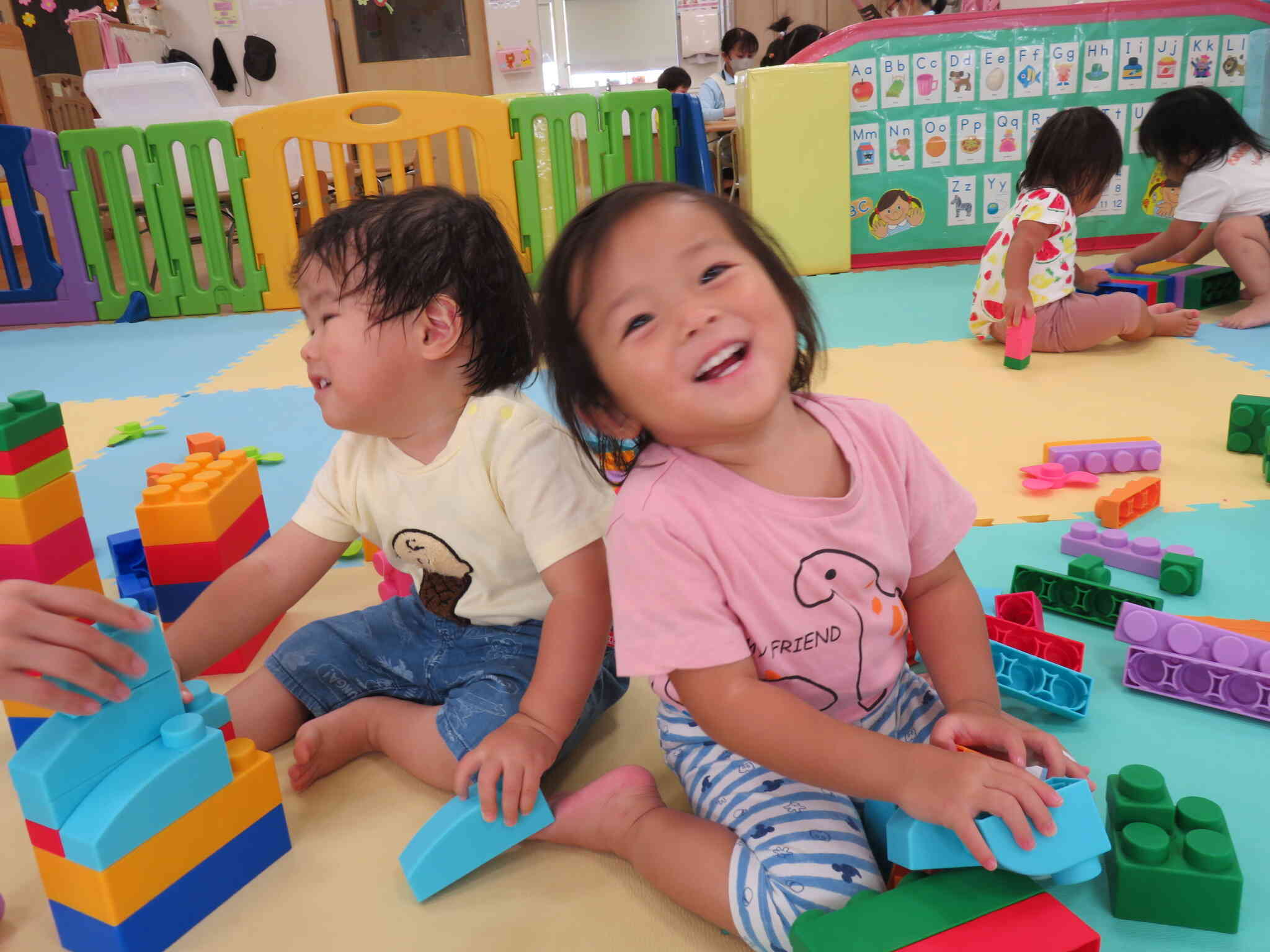 Ｂｉｇブロックであそぼう