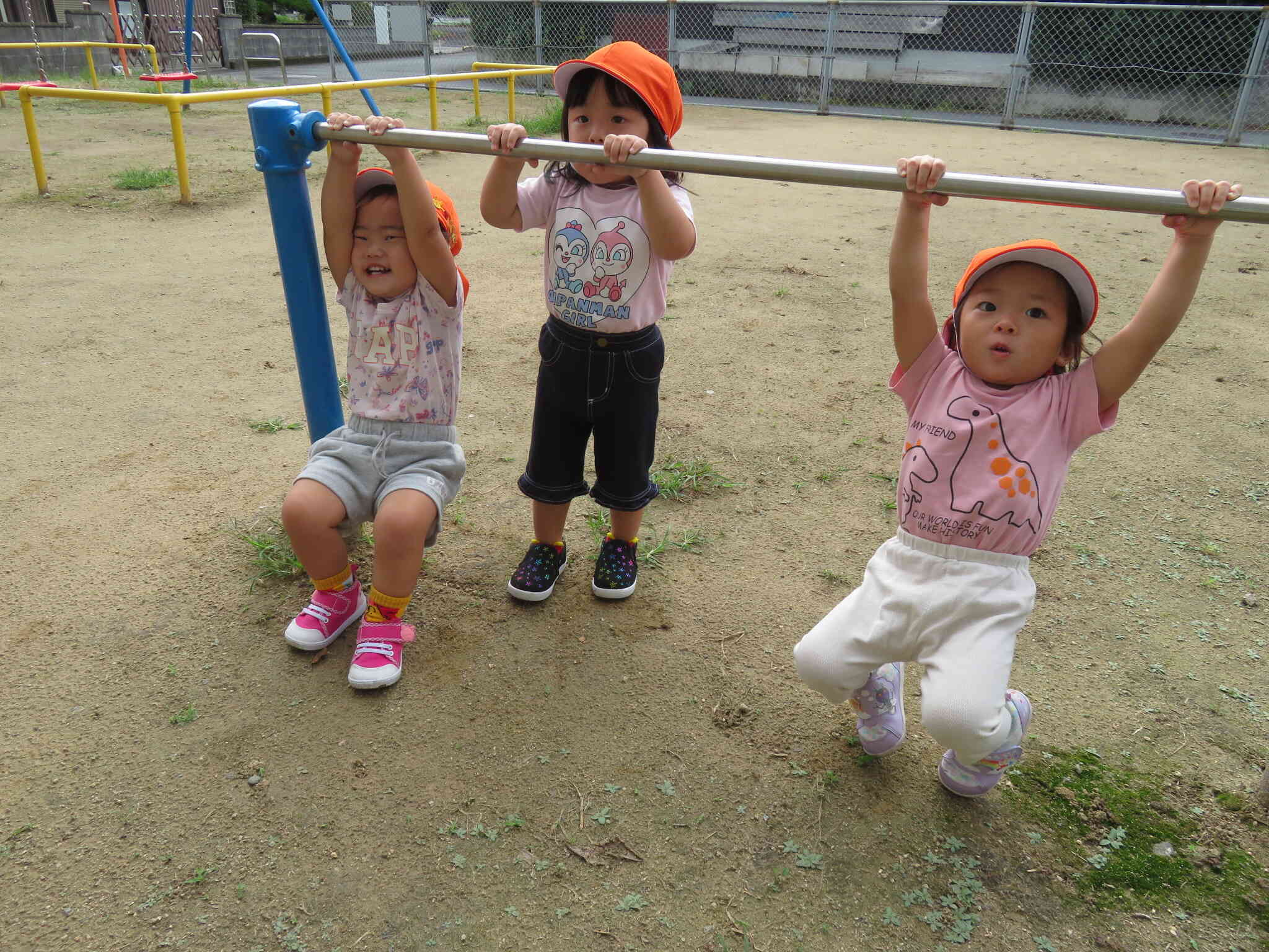 青空の下で思いっきり体を動かすのって楽しいね！