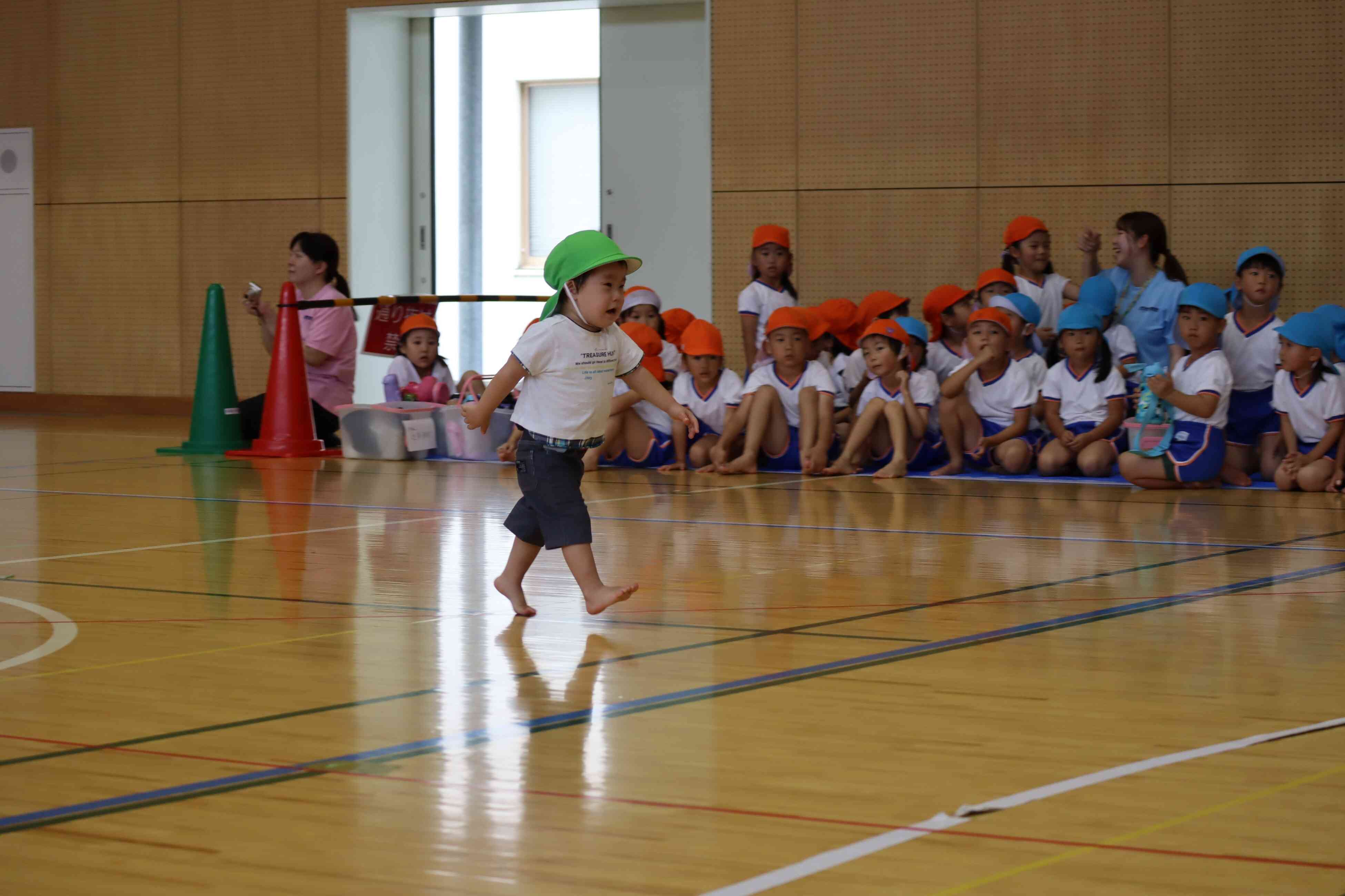 ぼくも頑張るよ。お母さんの待つゴールまで。みんなが応援してくれています！