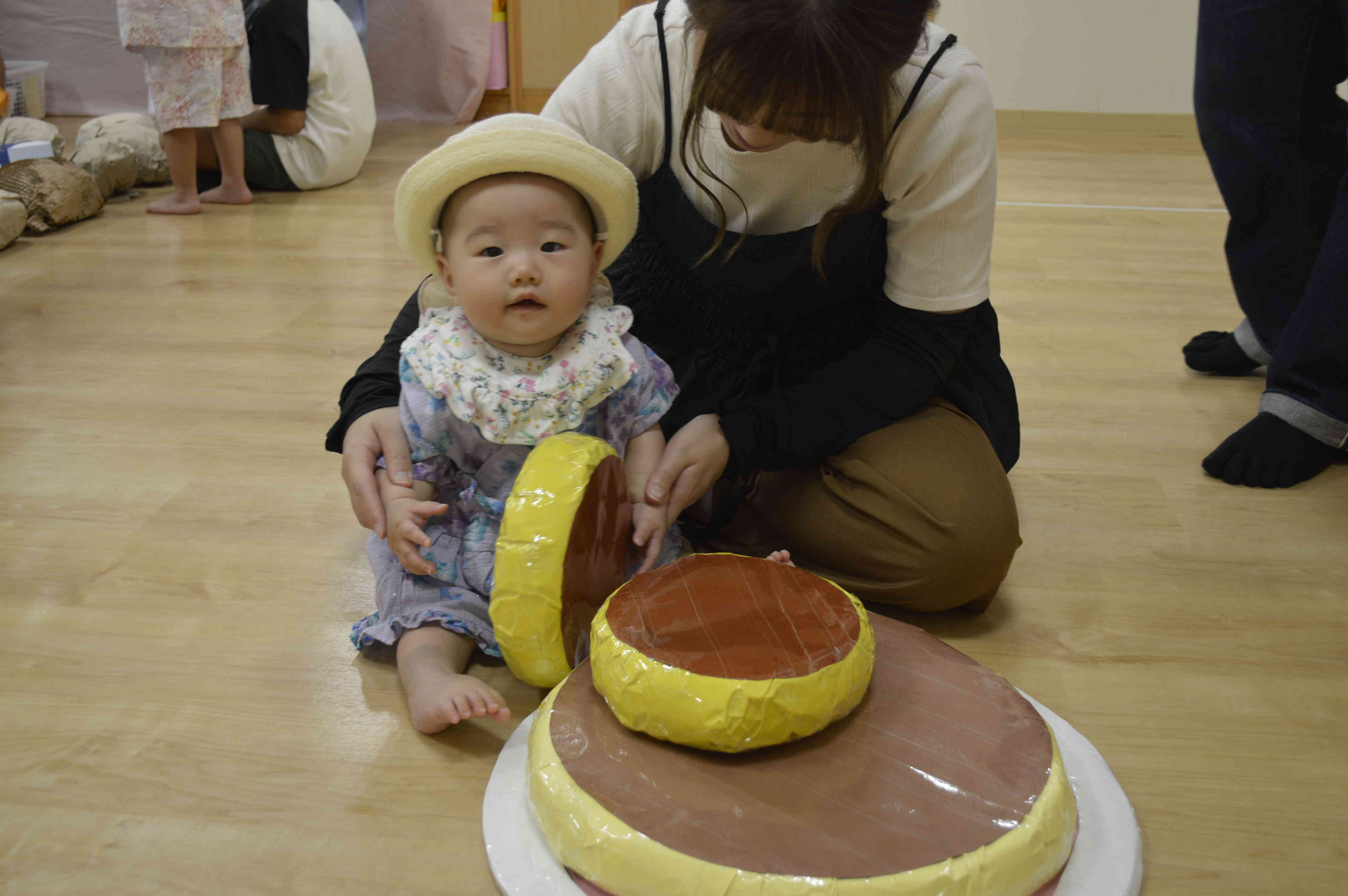 ひよこ組さんには小さなパンケーキ
